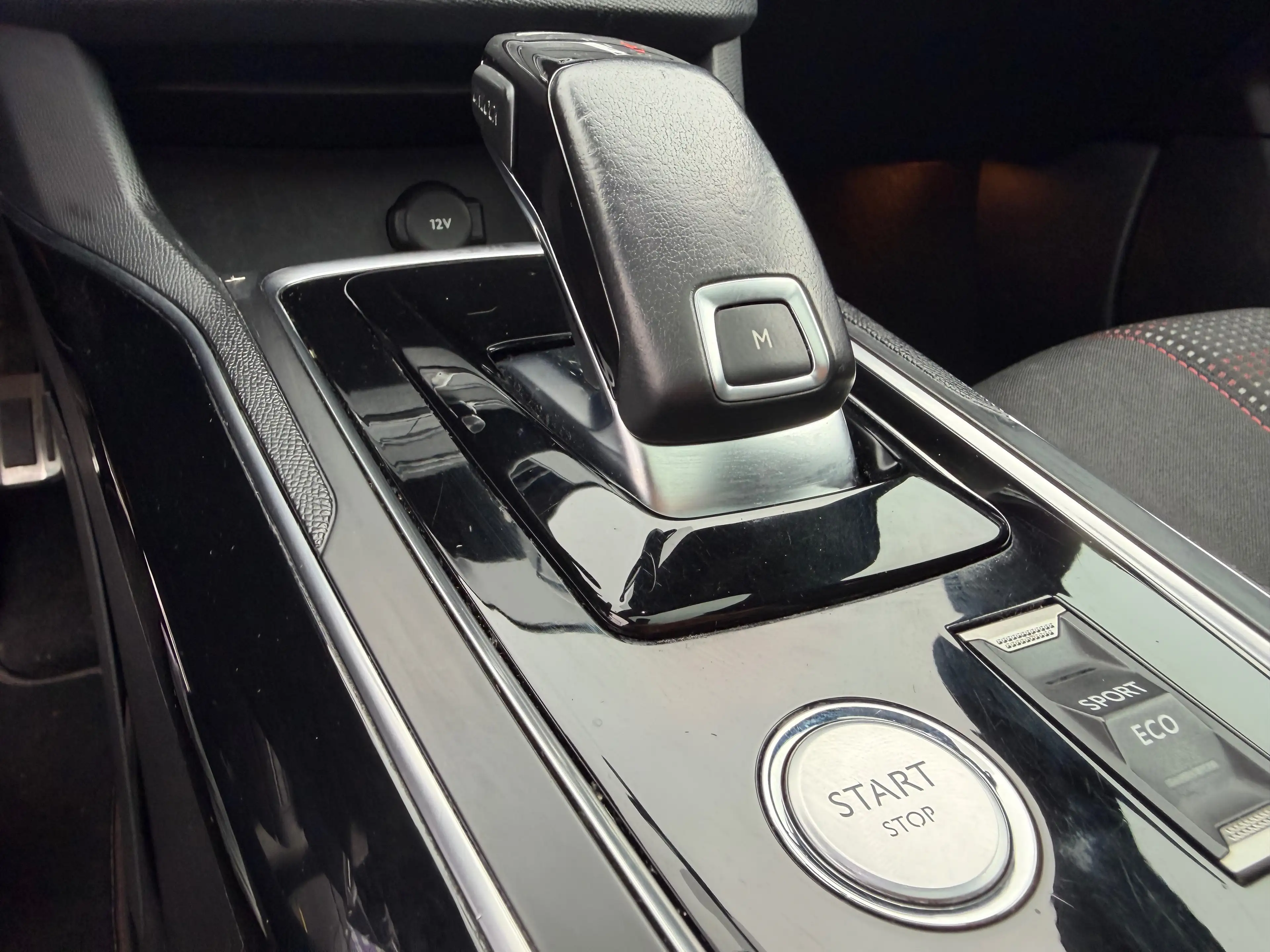 Peugeot 308 308 1.2 PureTech GT Line (EU6.2) — photo 10