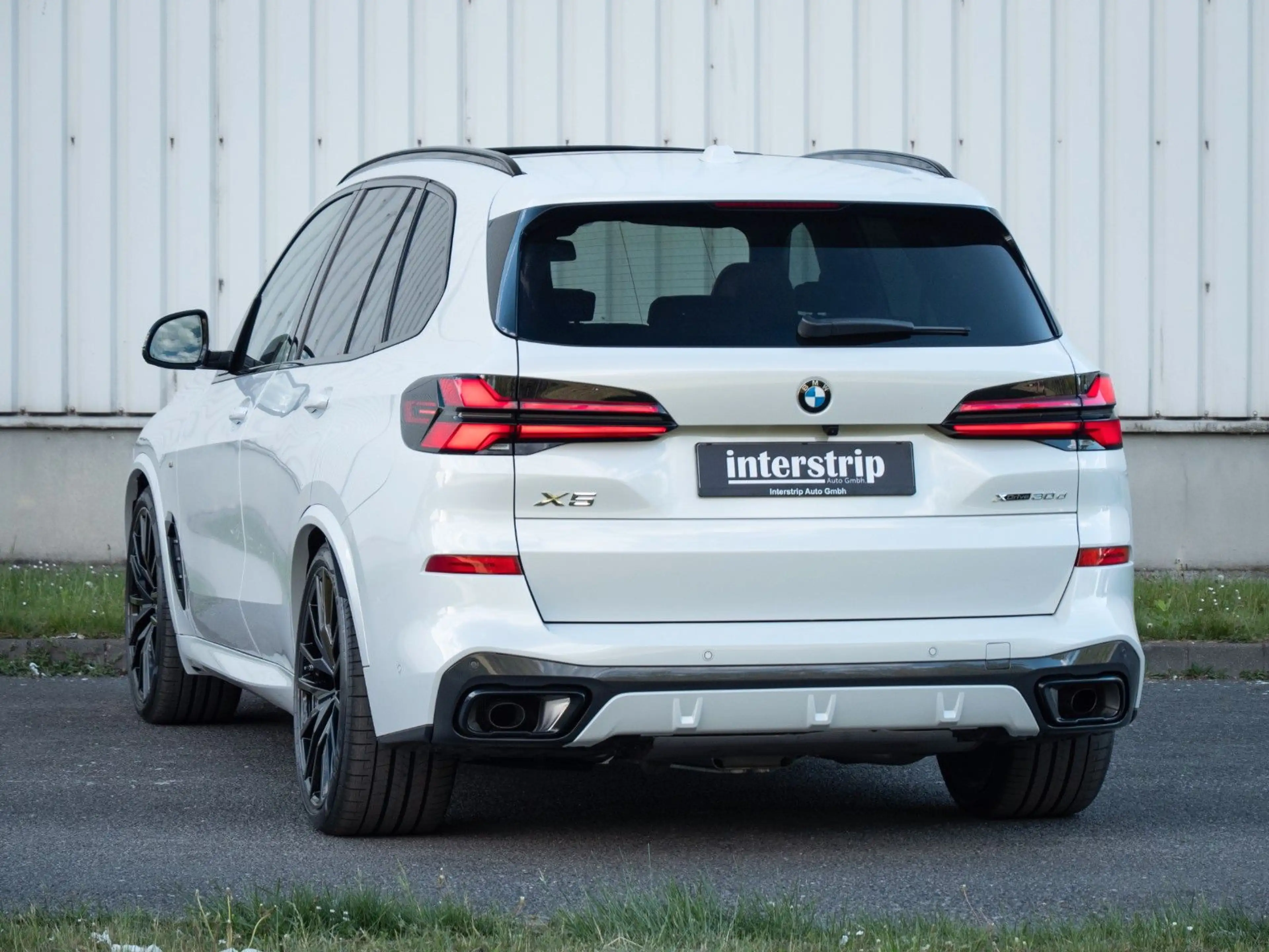 BMW X5 30d M SPORT.LUFTFE.3SITZREIHE.PANO.360°.AHK — photo 4