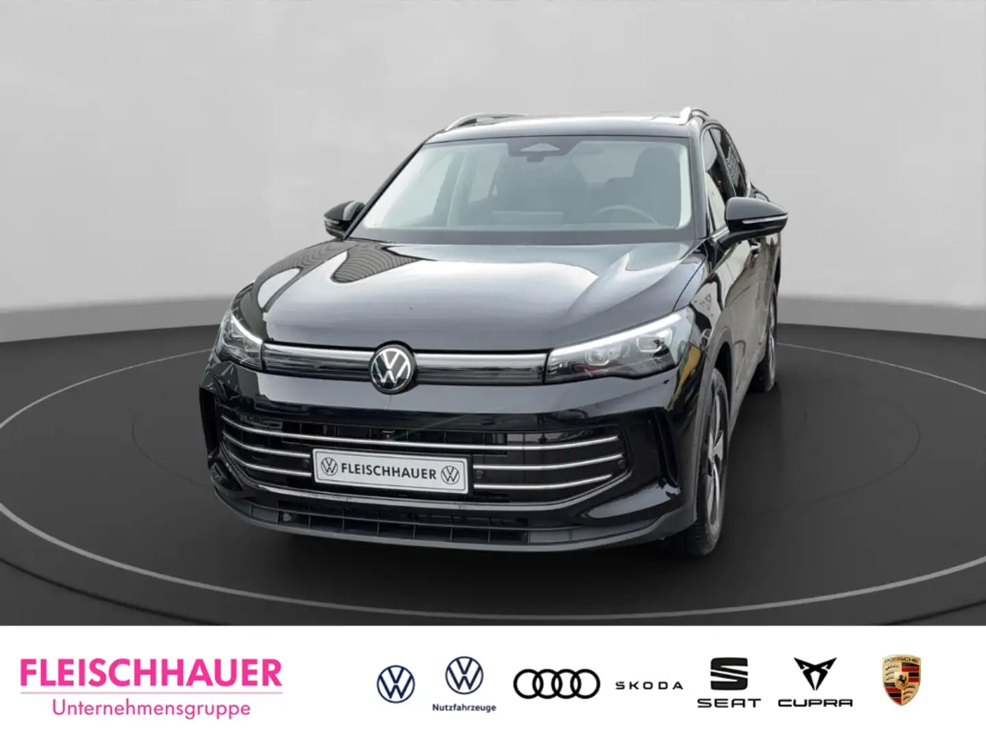 Volkswagen Tiguan Elegance 2.0 TDI 4Motion HUD AD AHK-klappbar El. P Schwarz - 1