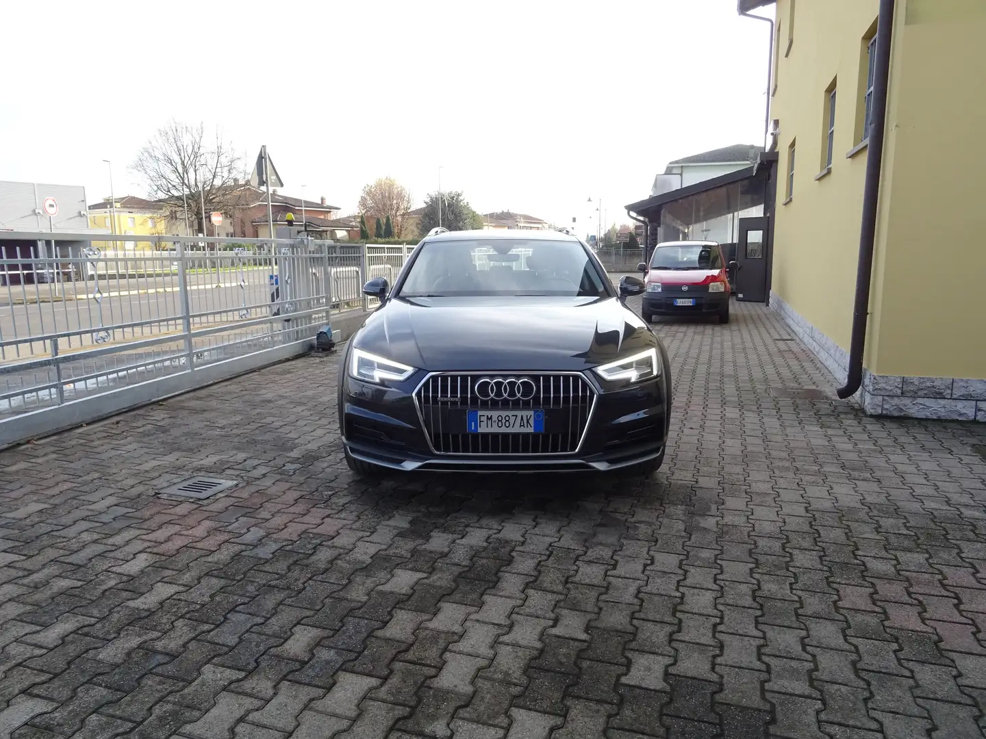 Audi A4 allroad A4 Allroad 2.0 tdi Business Plus 163cv s-tronic Grigio - 2
