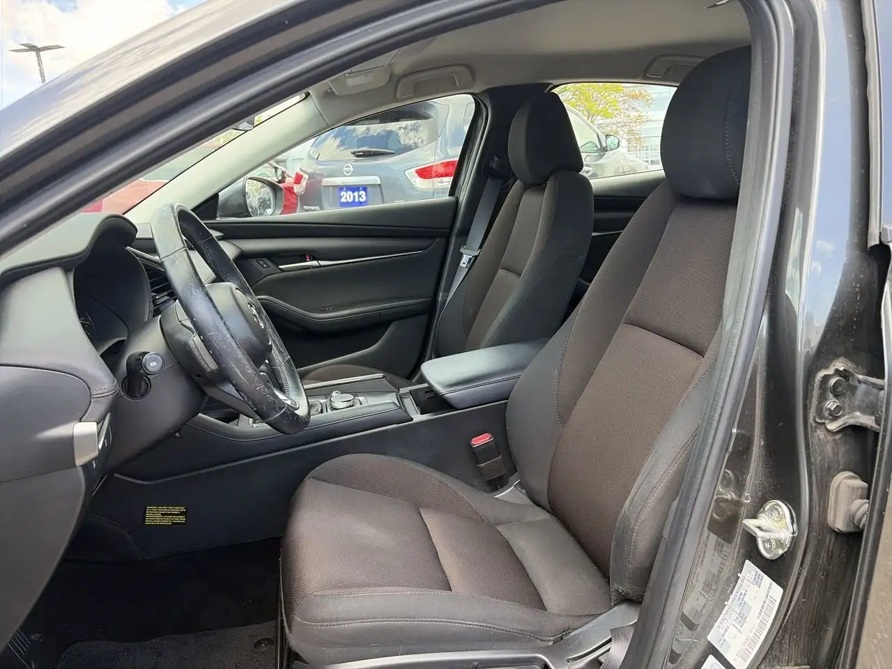 Mazda 3 снимка Mazda 3