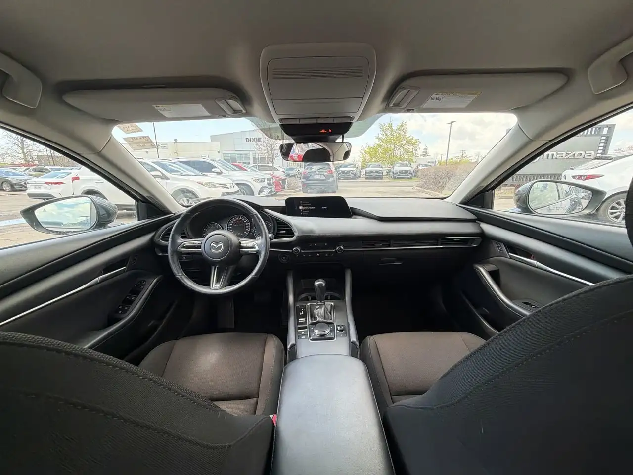 Mazda 3 снимка Mazda 3