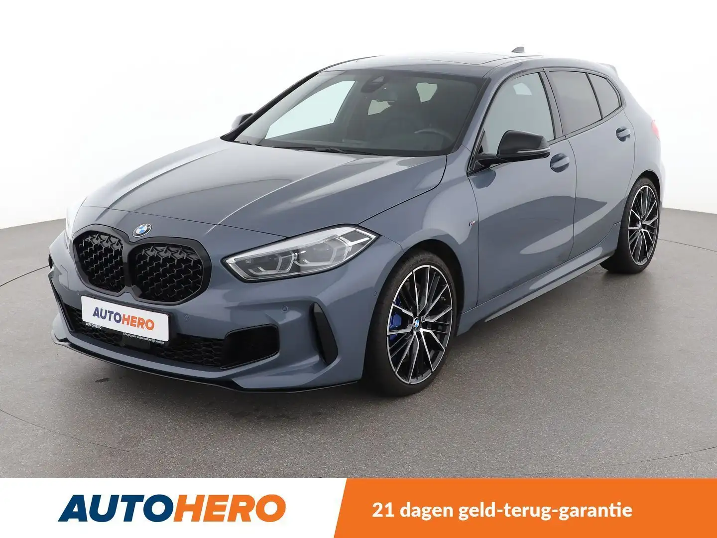 BMW 135 M135i xDrive Grijs - 1