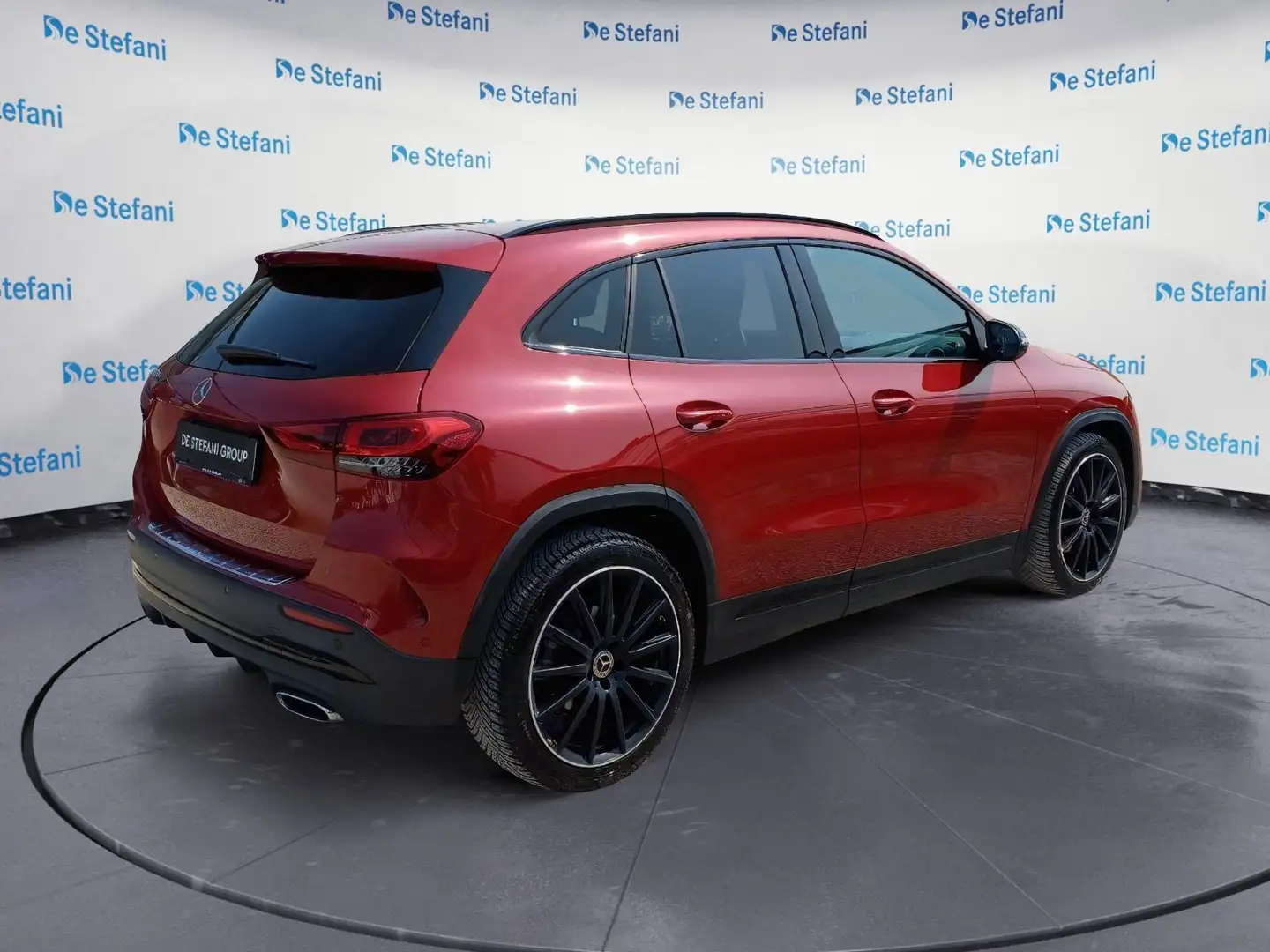 Mercedes-Benz GLA 180 GLA 180 d Automatic Premium NIGHT-PACK Rosso - 2
