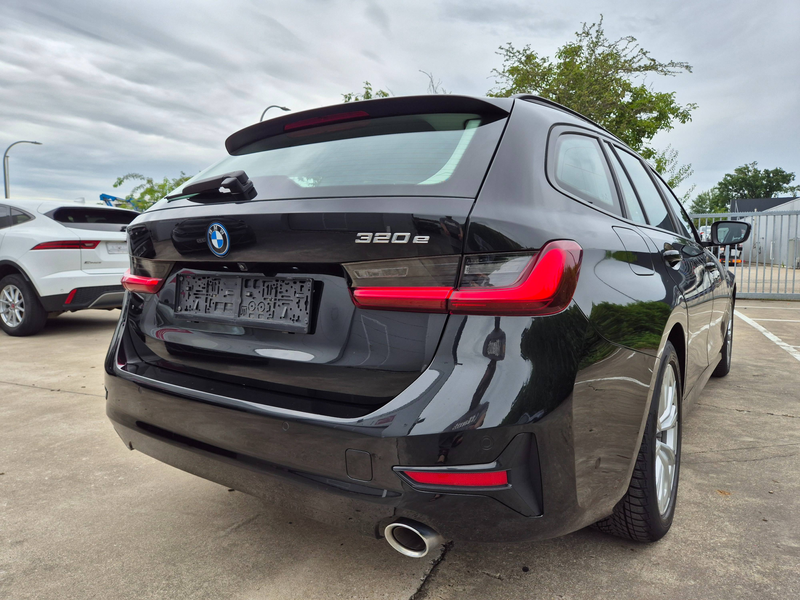 BMW 320 eA Touring // PHEV HYBRID // 2022 !! — photo 8