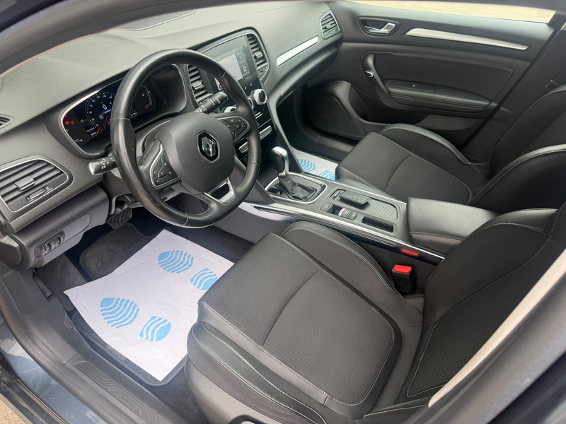 Renault Megane Mégane SW 1.5 Blue dCi Intens EDC — photo 4