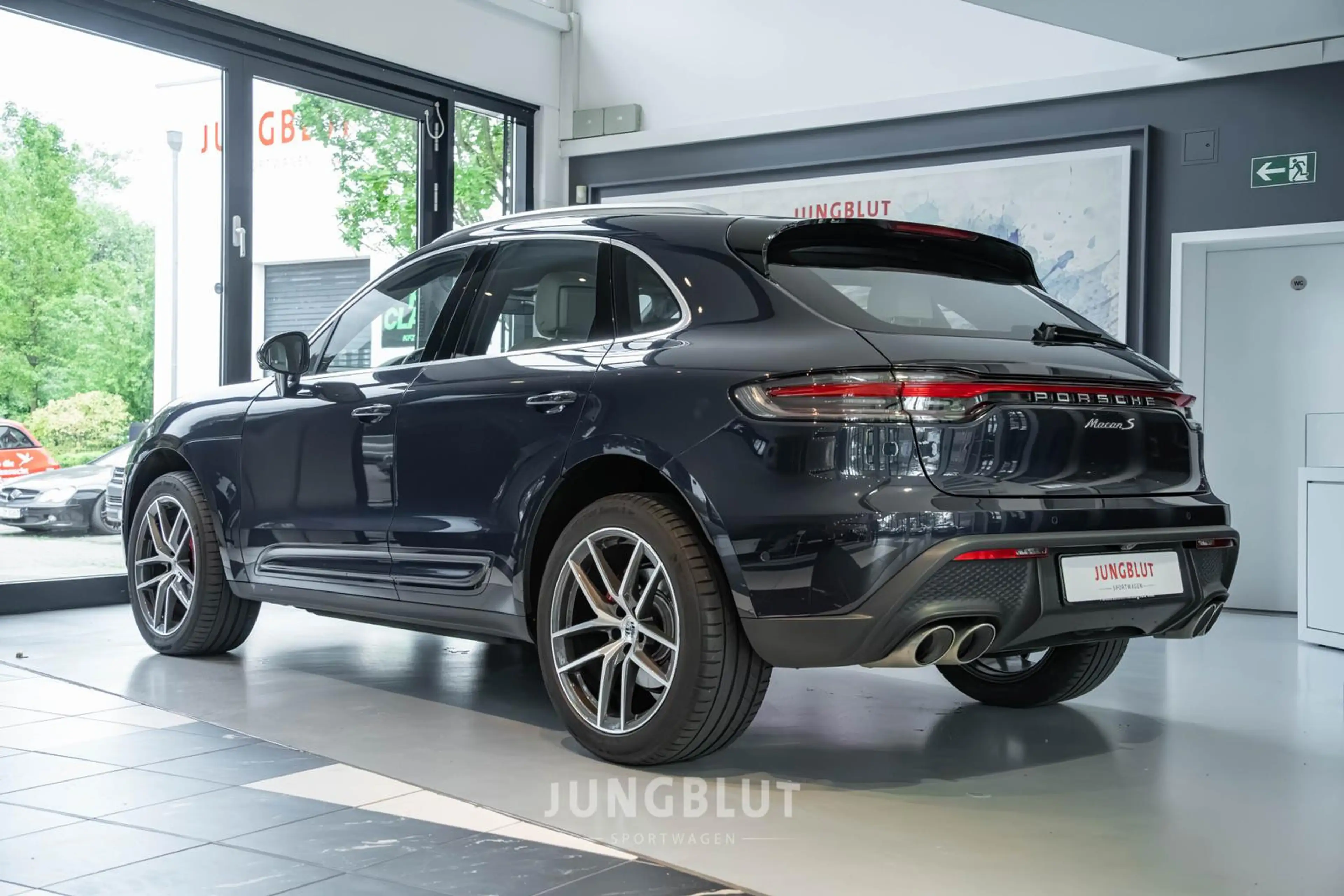 Porsche Macan S PTV PLUS + 20" + LED + BOSE + 1.HAND + MWST + AP — photo 3