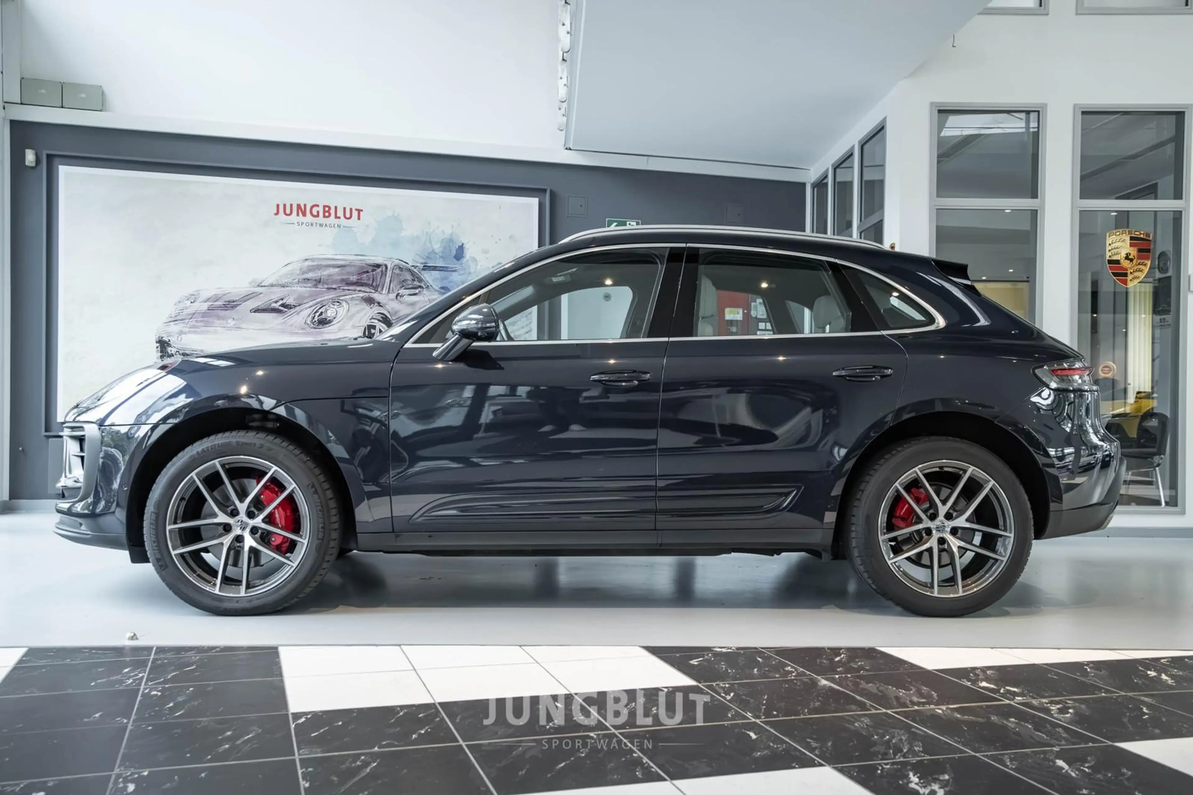 Porsche Macan S PTV PLUS + 20" + LED + BOSE + 1.HAND + MWST + AP — photo 2