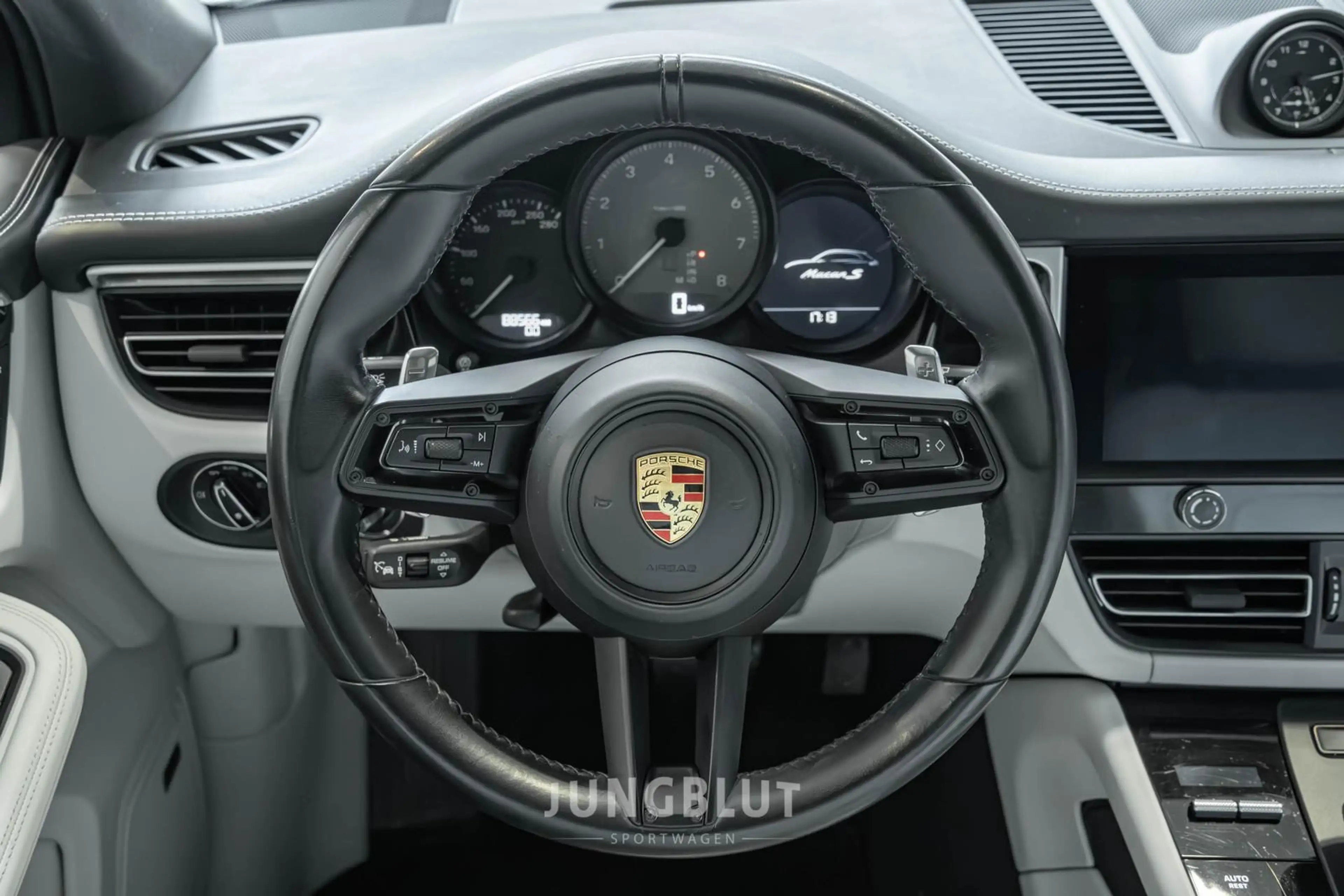 Porsche Macan S PTV PLUS + 20" + LED + BOSE + 1.HAND + MWST + AP — photo 12