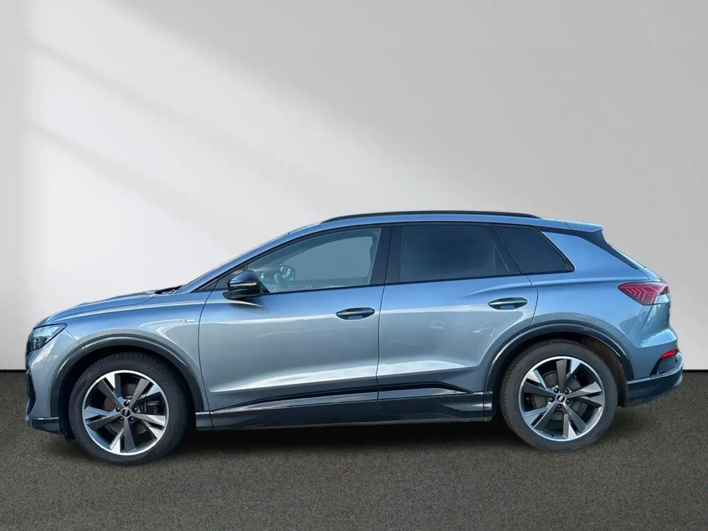 Audi Q4 e-tron MMI LED S line Komfort-Paket Optik-P. Bleu - 2