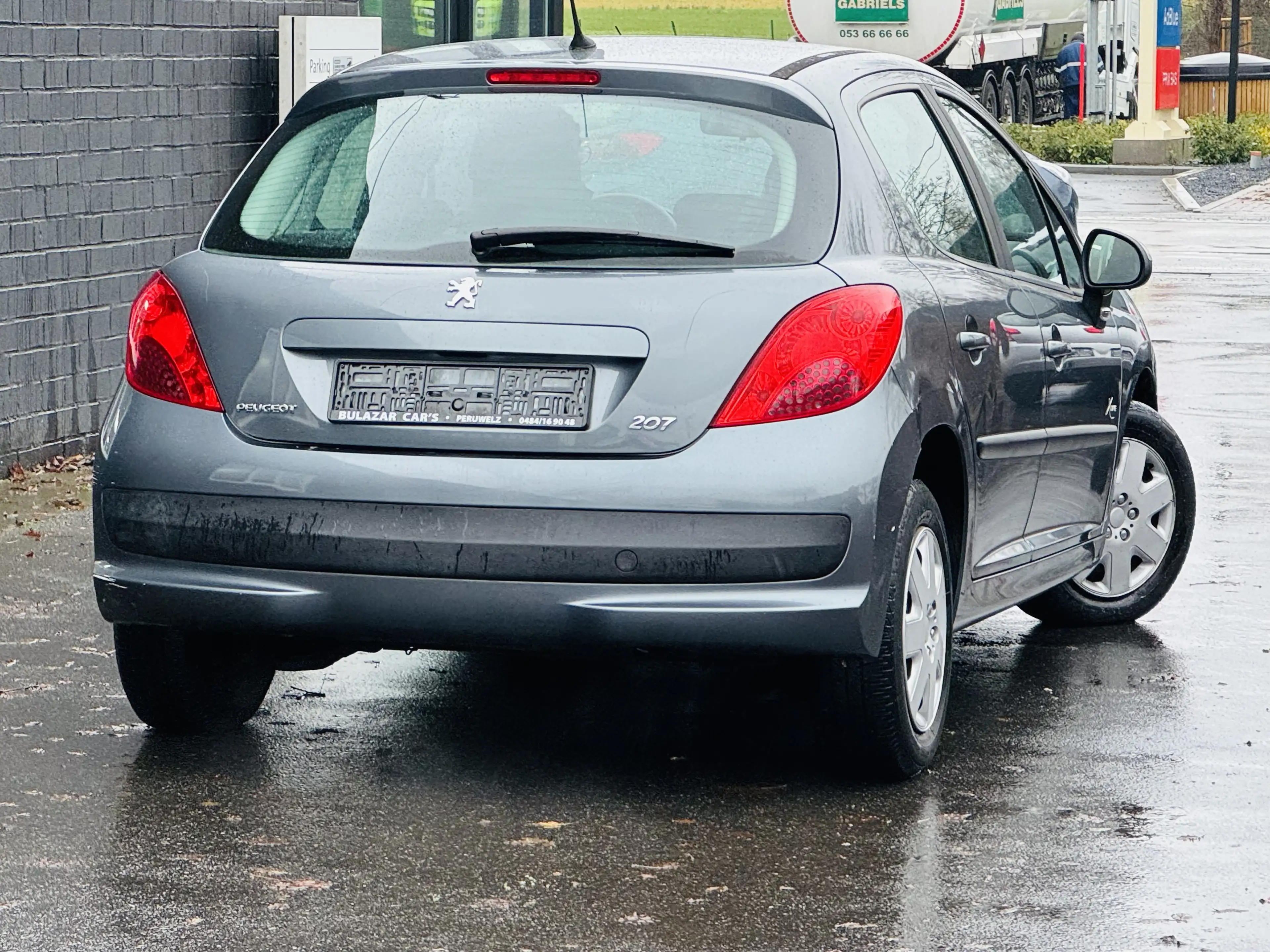 Peugeot 207 1.4i GARANTI RADIO CD CLIM CARNET — photo 6