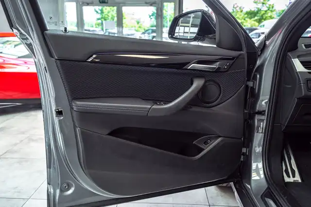BMW X2 view 18