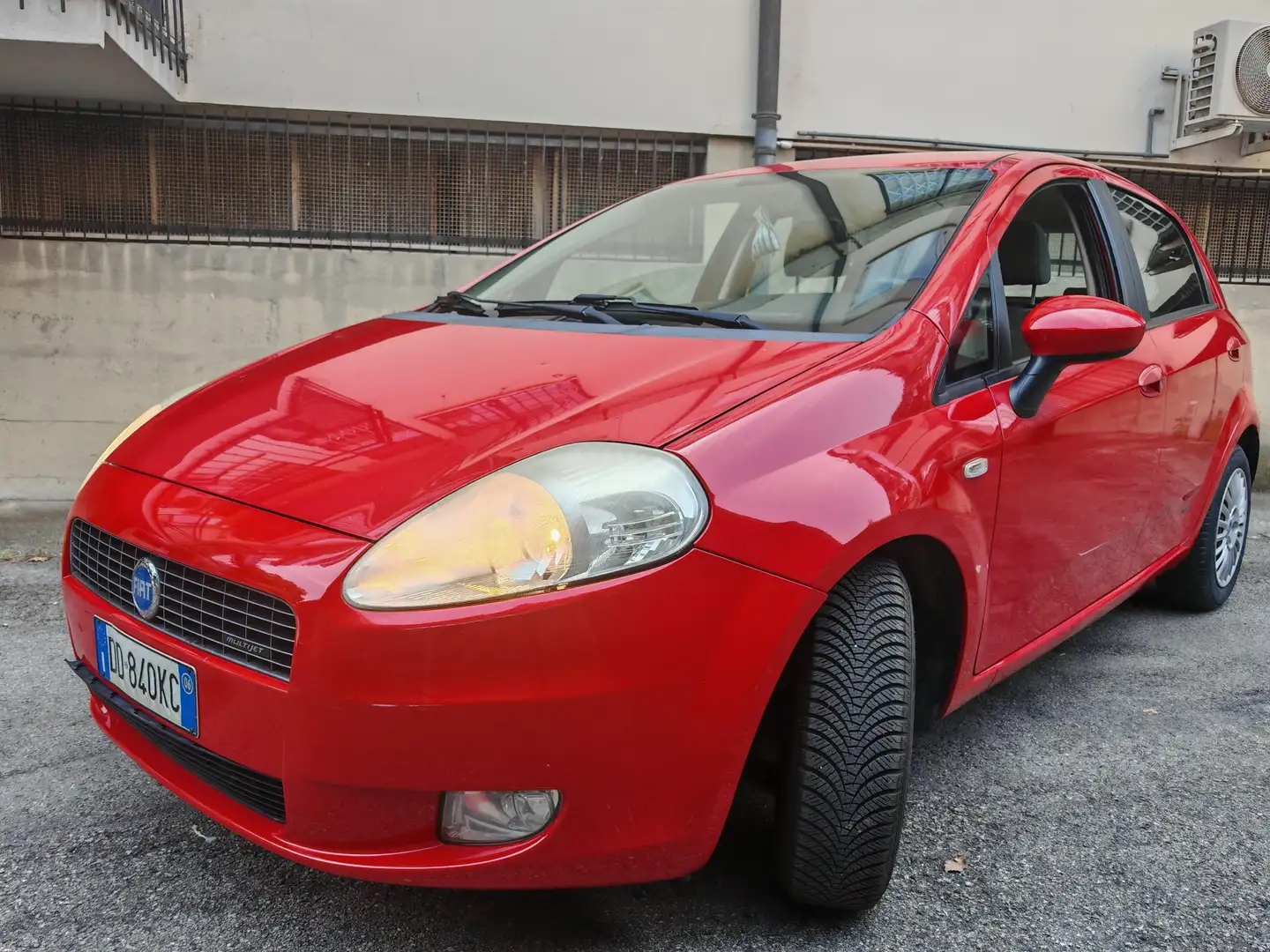 Fiat Grande Punto 3p 1.3 mjt 16v Speed 75cv Rojo - 2