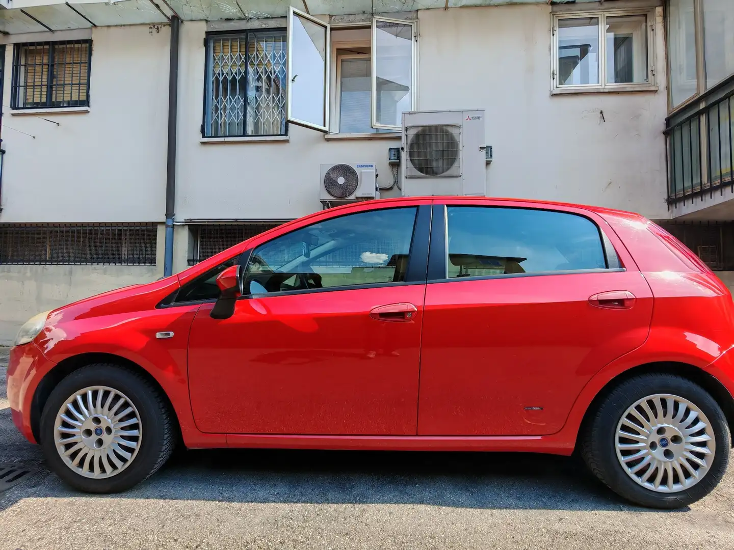Fiat Grande Punto 3p 1.3 mjt 16v Speed 75cv Rouge - 1