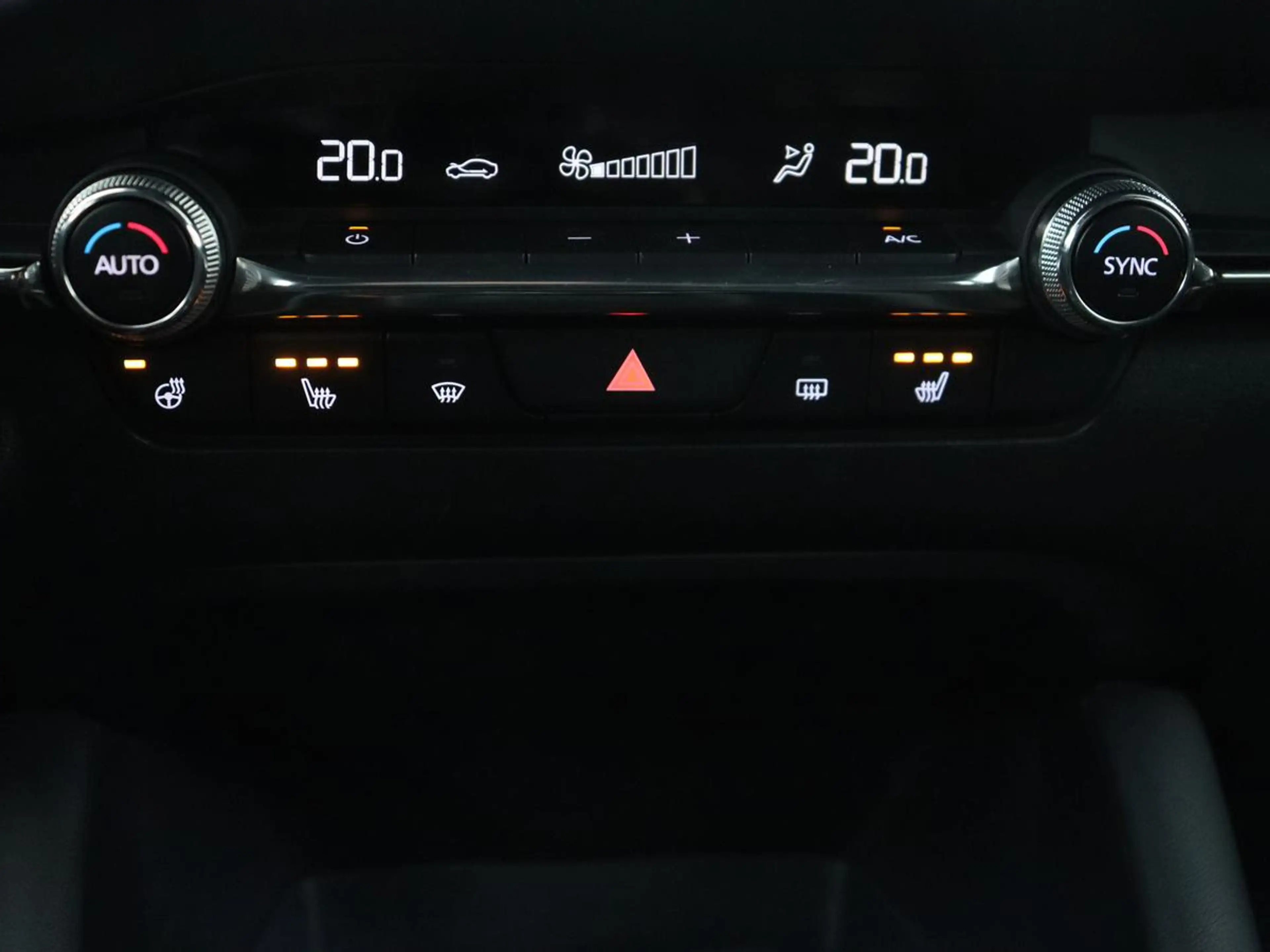 Mazda 3 2.0 e-SkyActiv-X M Hybrid 186 Comfort | Stoelverwa — photo 31