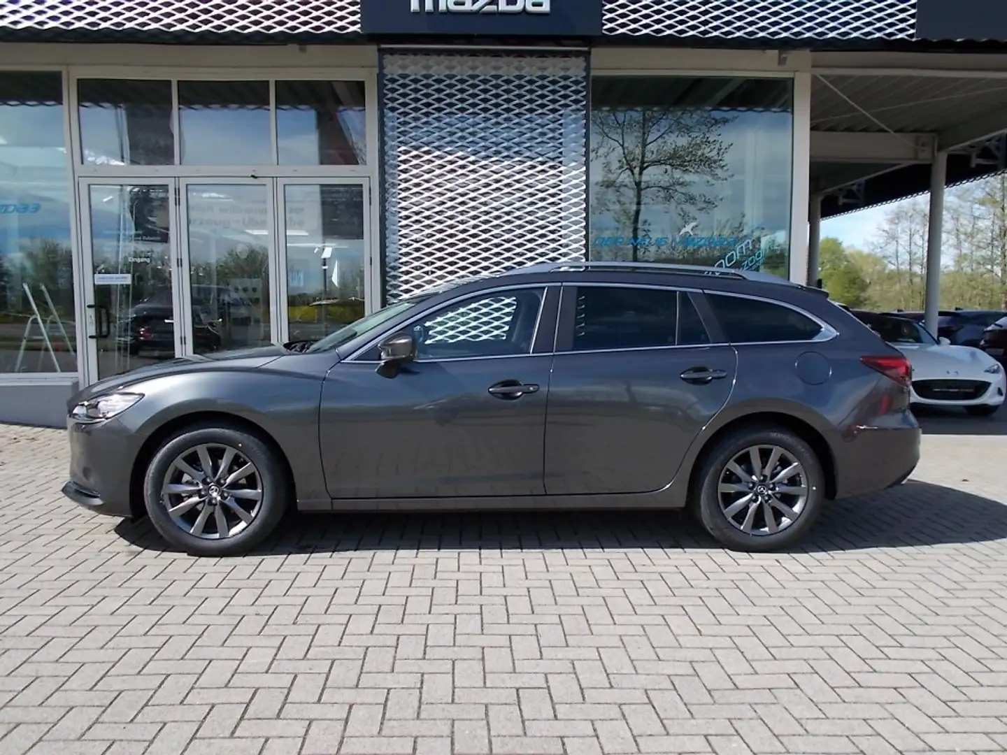 Mazda 6 Center-Line G-165 AT NAVI ACAA HUD 360° VOLL-LED S Grau - 2