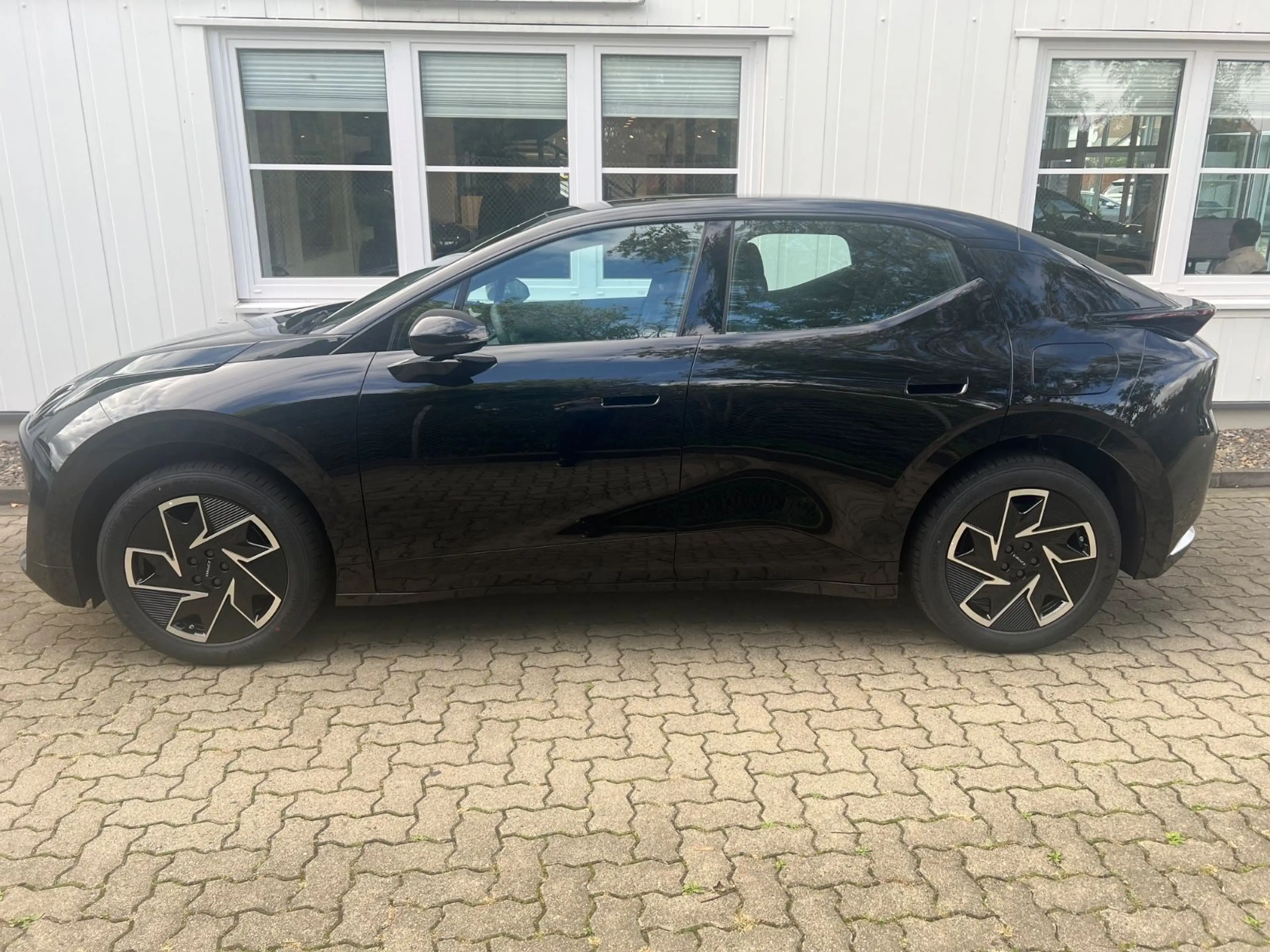 Lynk & Co 02 Core - 4 JAHRE GARANTIE - FÖRDERFÄHIG — photo 5