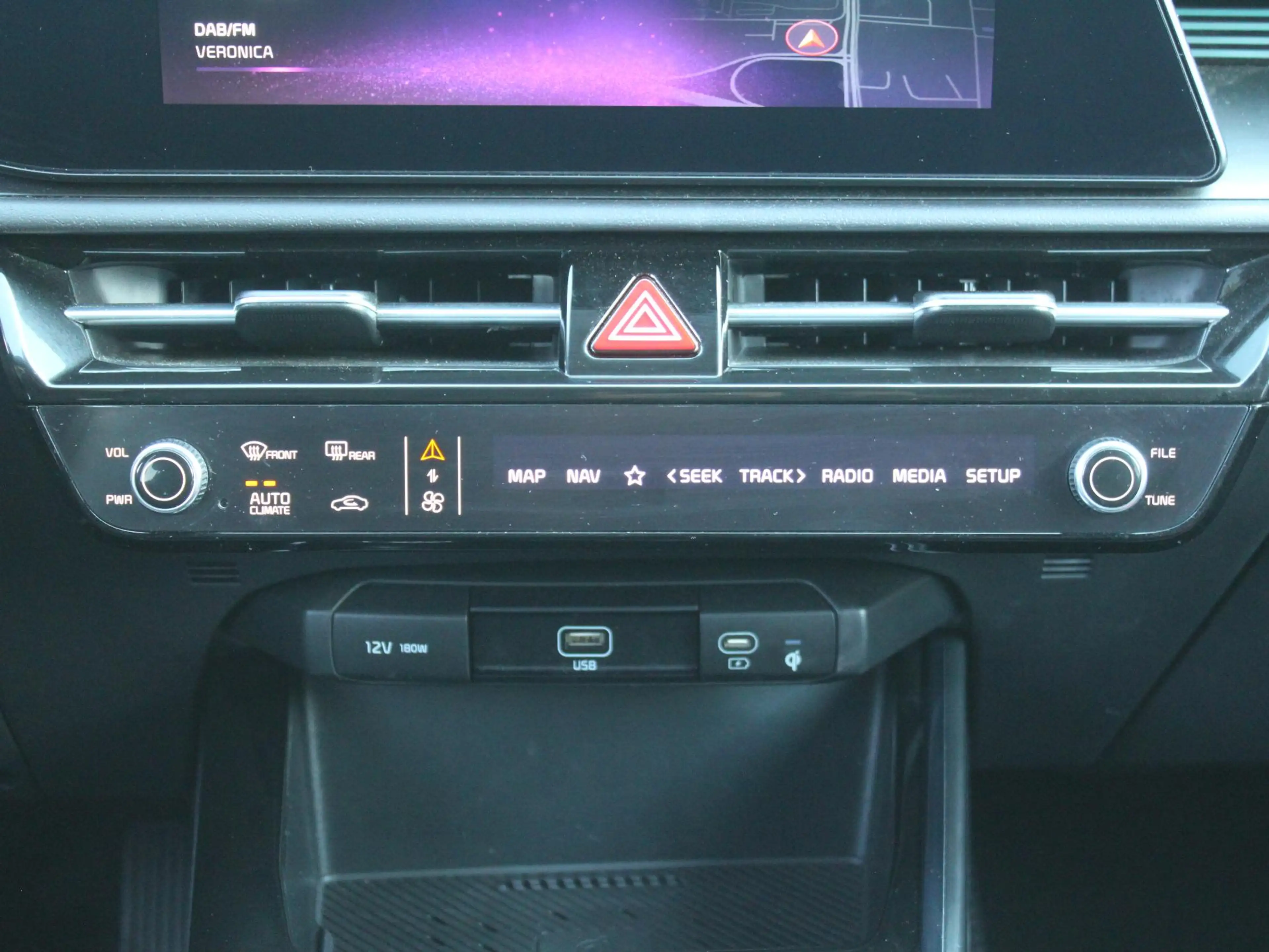 Kia e-Niro EV Air 64.8 kWh | Navi | Airco | Stuur/stoel verwa — photo 19