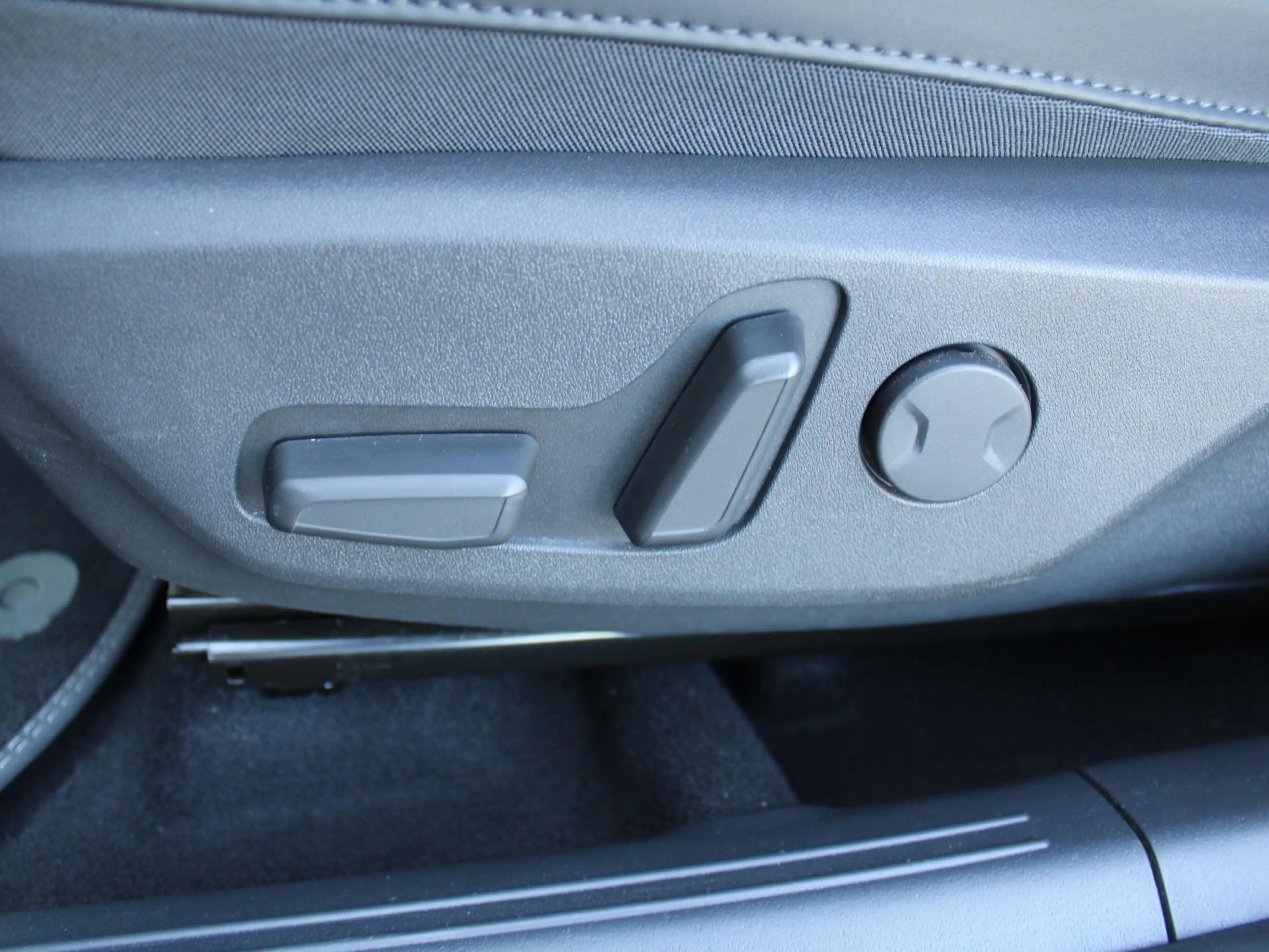 Kia e-Niro EV Air 64.8 kWh | Navi | Airco | Stuur/stoel verwa — photo 30