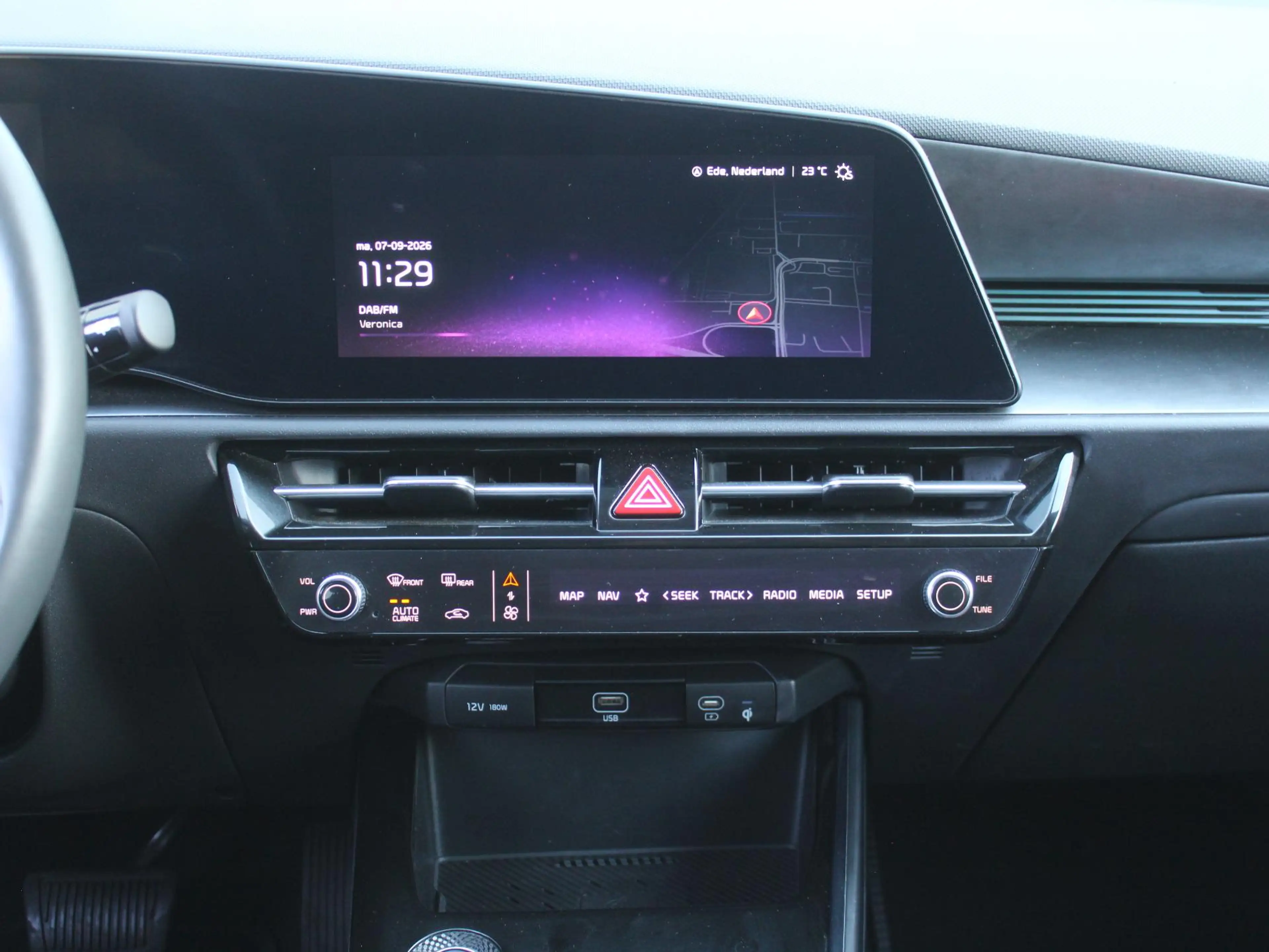 Kia e-Niro EV Air 64.8 kWh | Navi | Airco | Stuur/stoel verwa — photo 15