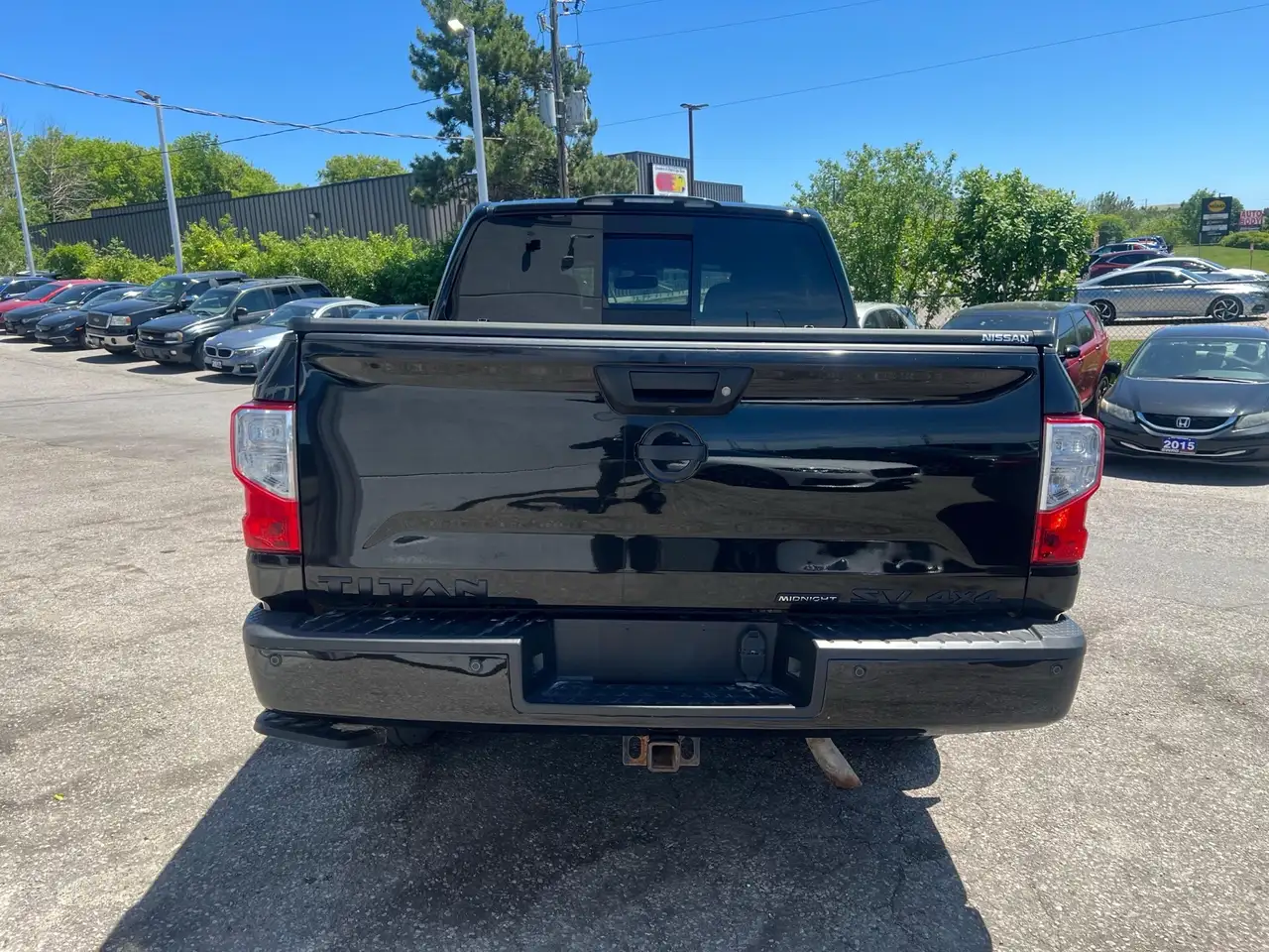 Nissan Titan снимка Nissan Titan