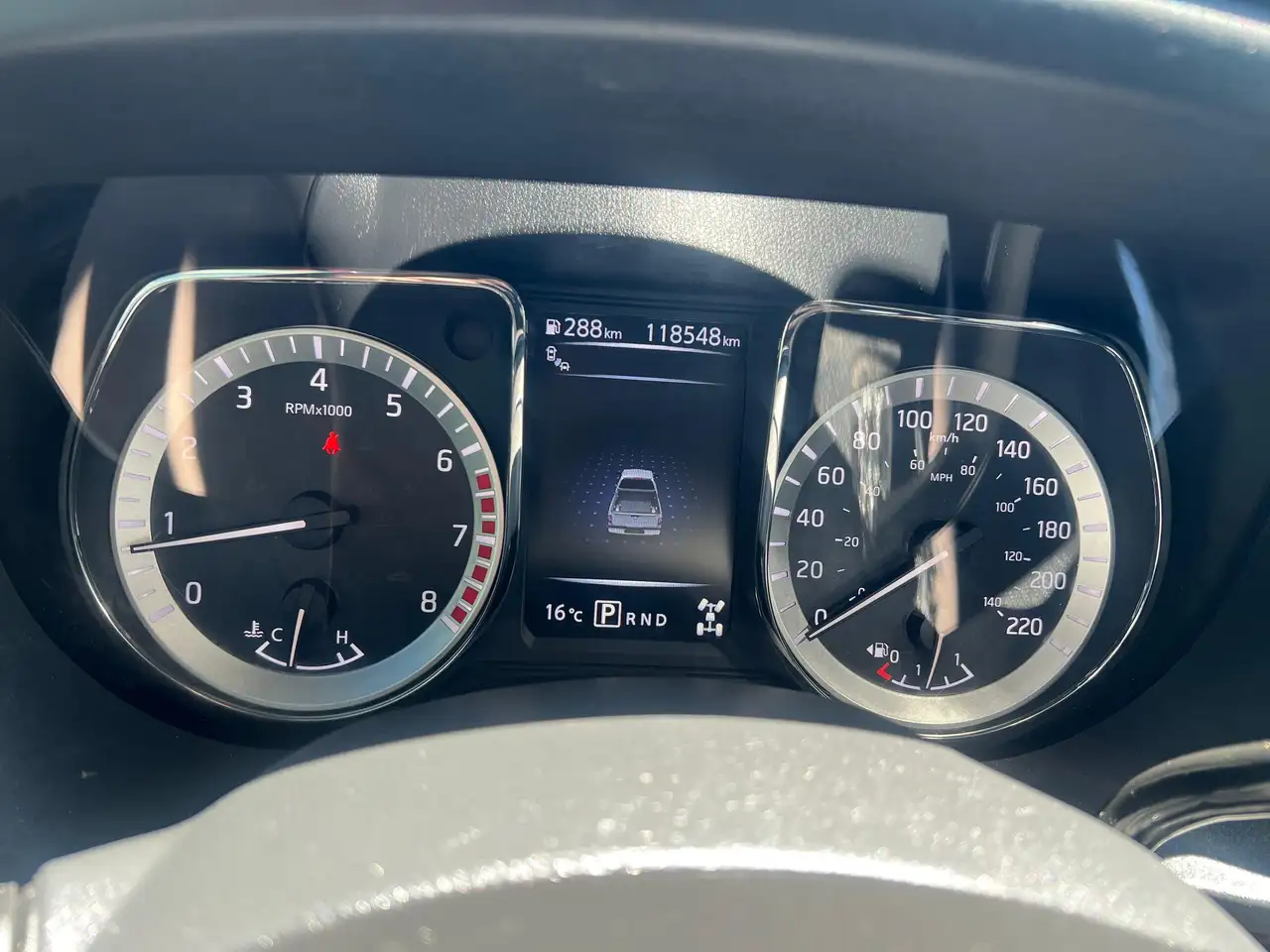 Nissan Titan снимка Nissan Titan