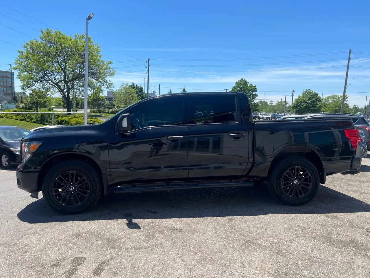 Nissan Titan снимка Nissan Titan