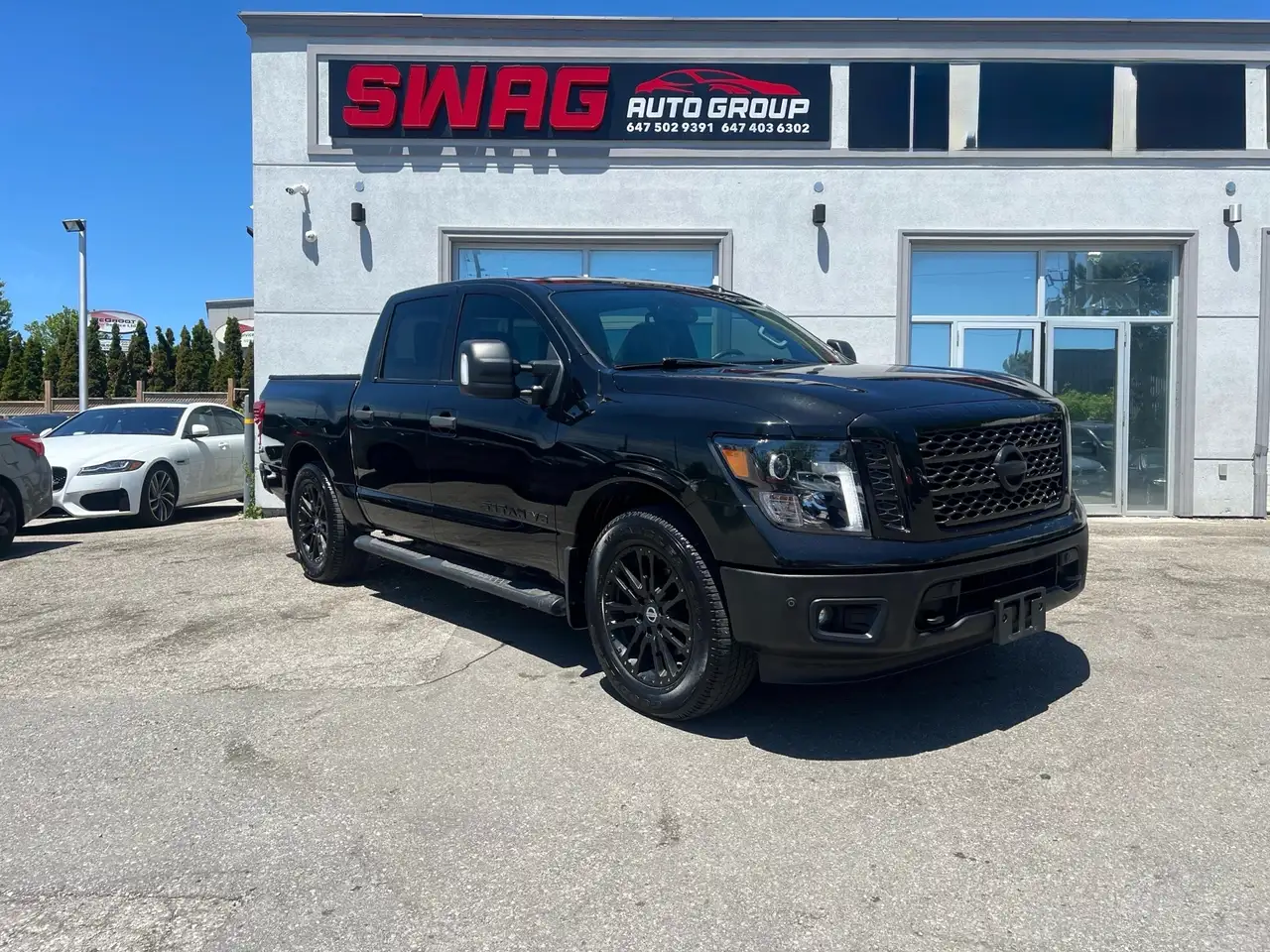 Nissan Titan снимка Nissan Titan