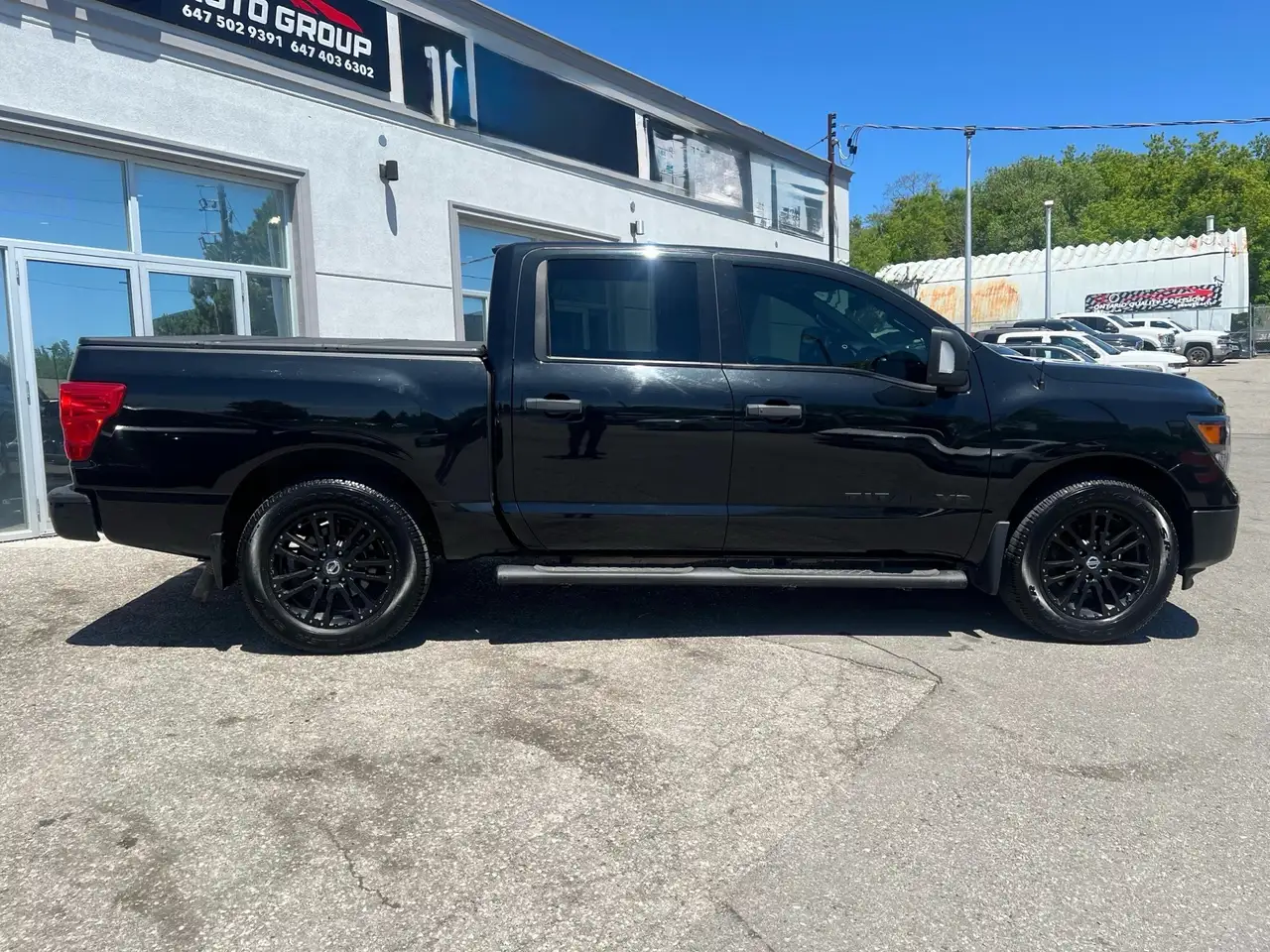 Nissan Titan снимка Nissan Titan