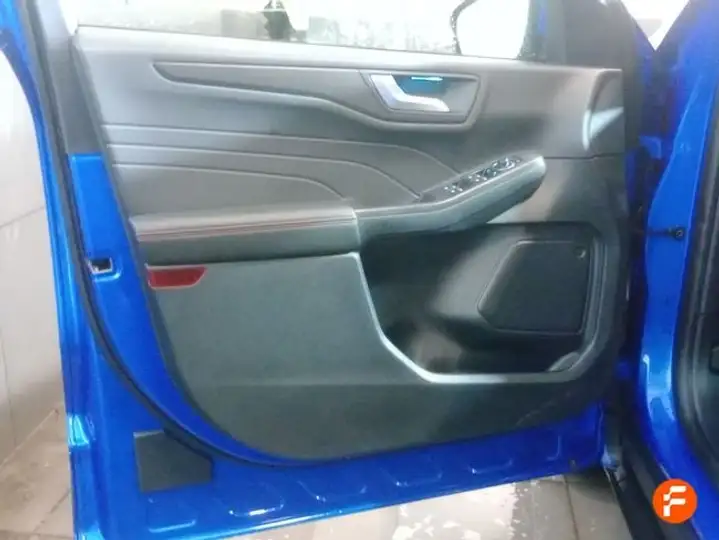 Ford Kuga ST-Line 1.5 EcoBoost 2025, foto 20