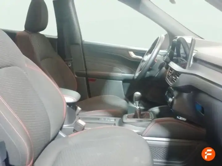 Ford Kuga ST-Line 1.5 EcoBoost 2025, foto 17