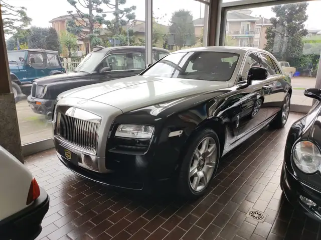 Rolls-Royce Ghost Ghost 6.6 V12