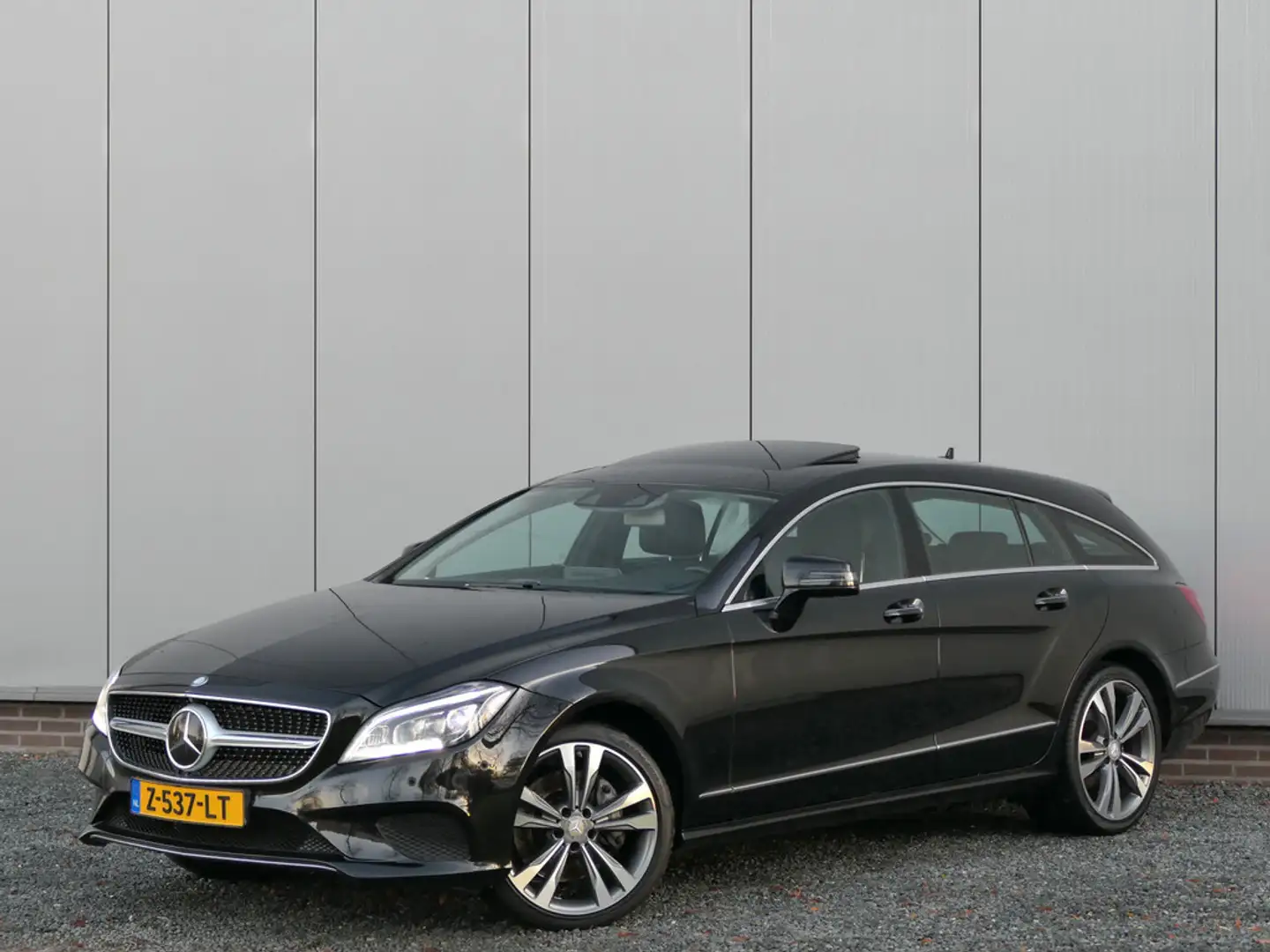 Mercedes-Benz CLS 400 Shooting Brake Schuifdak / Luchtvering / Harman Ka Noir - 1