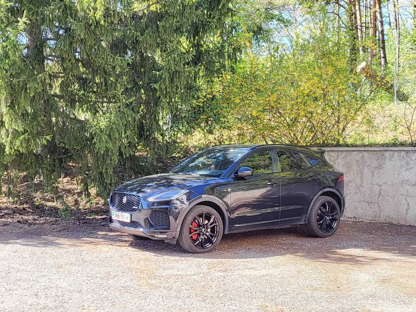 Jaguar E-Pace 2.0 D240 R-Dynamic S AWD (Service & Plakette NEU) Schwarz - 1