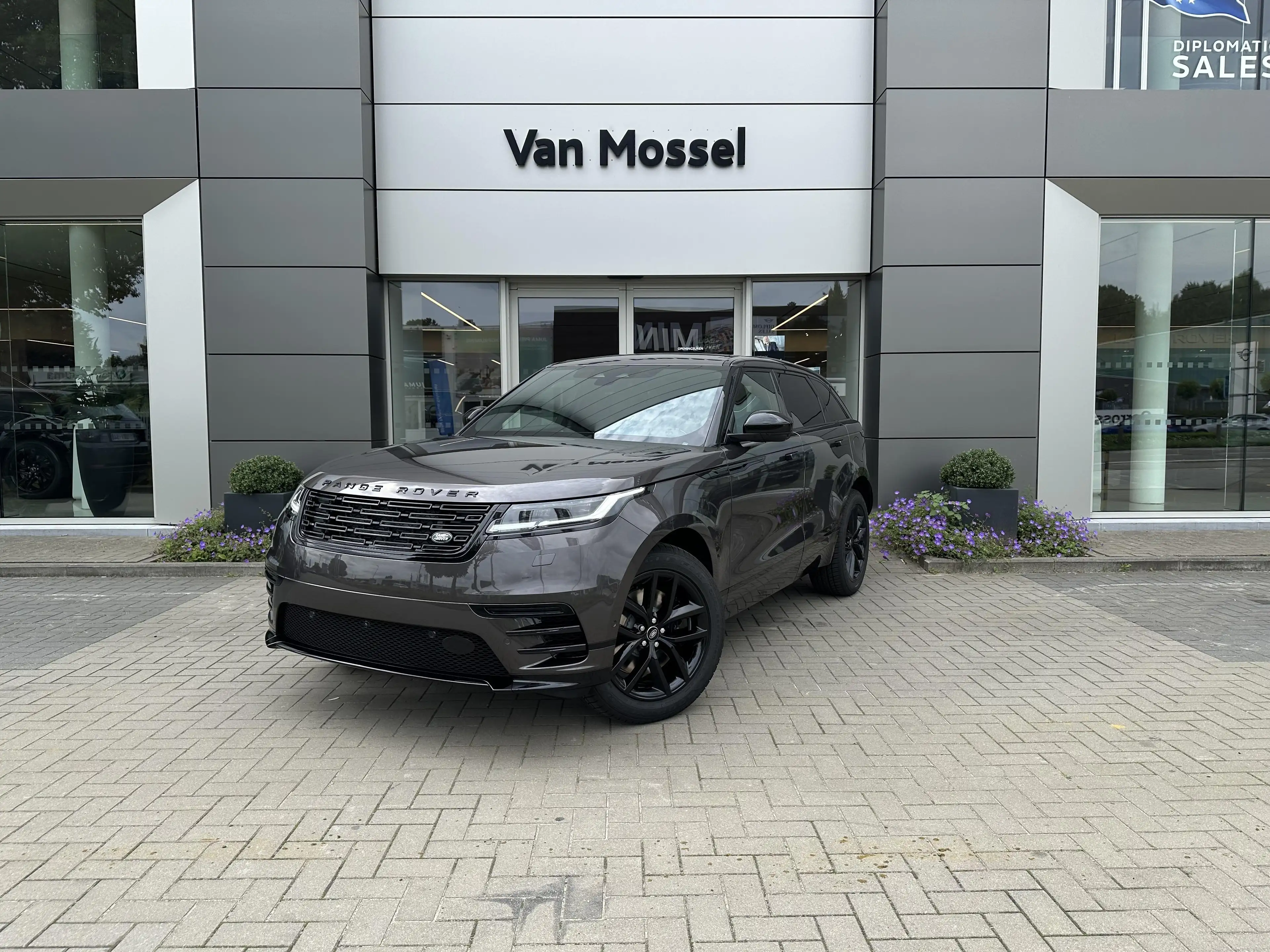 Land Rover Range Rover Velar P400e Dynamic SE AWD Auto. 26MY Blind Spot Assit |