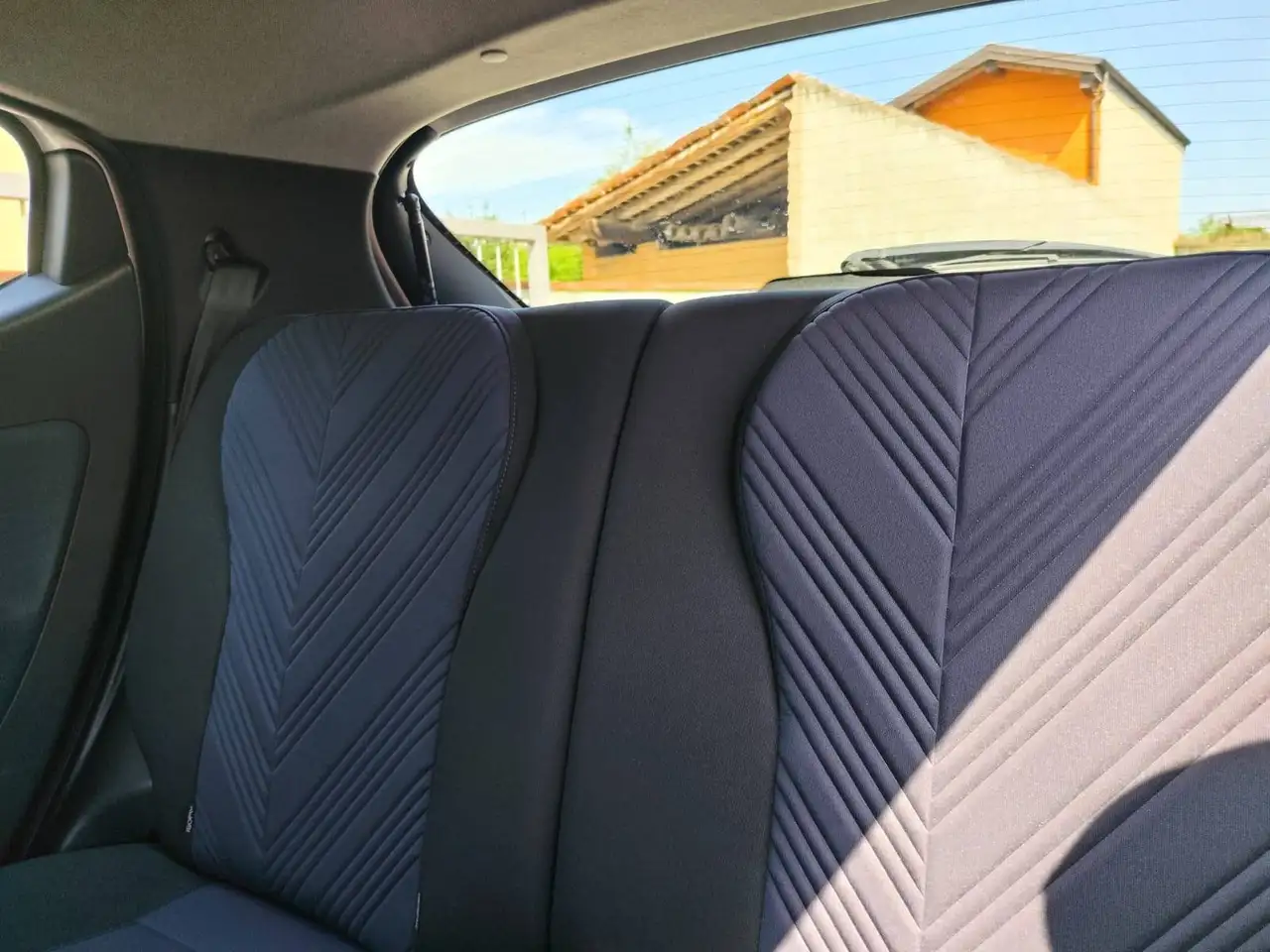 Lancia Ypsilon 2022 — фото 15
