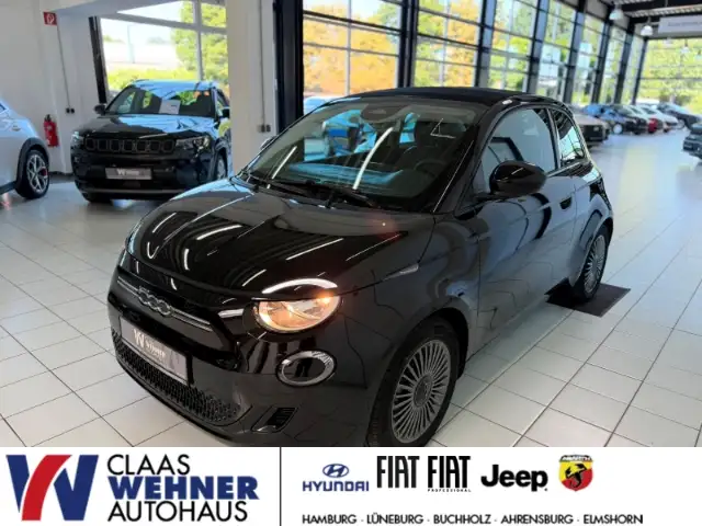 Fiat 500e Icon Navi Digitales Cockpit Apple CarPlay Android