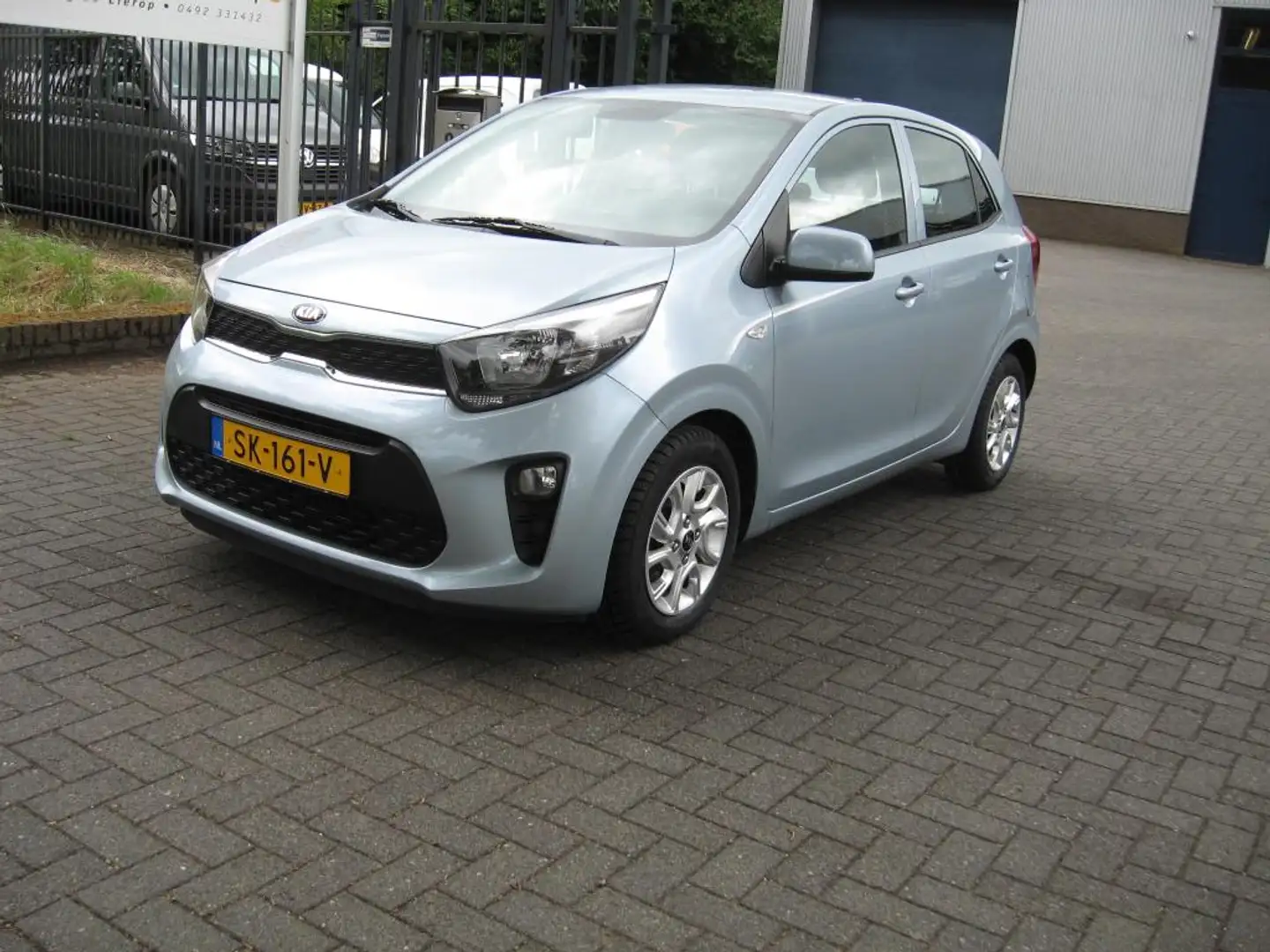 Kia Picanto 1.0 CVVT ComfortPlusLine Navigator Blauw - 1
