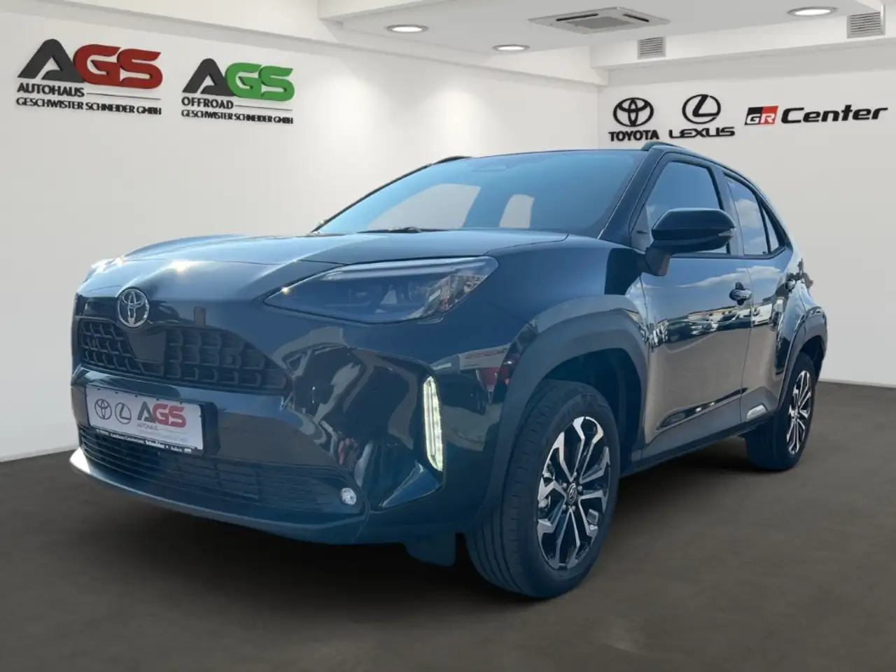 Toyota Yaris Cross 1,5l Teamplayer 4x4 Hybrid Safety + Winter