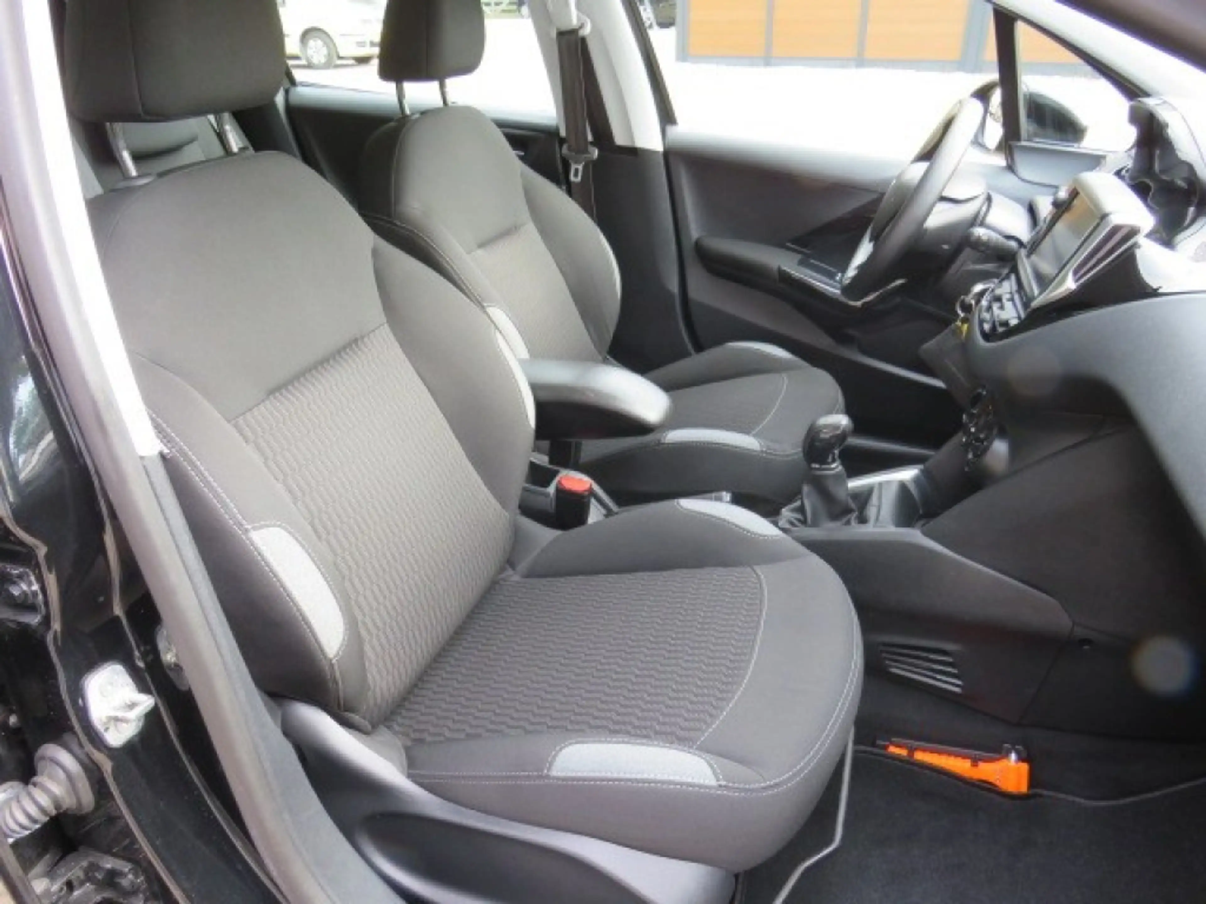 Peugeot 208 1.2 PURET. BLUE LION — photo 14
