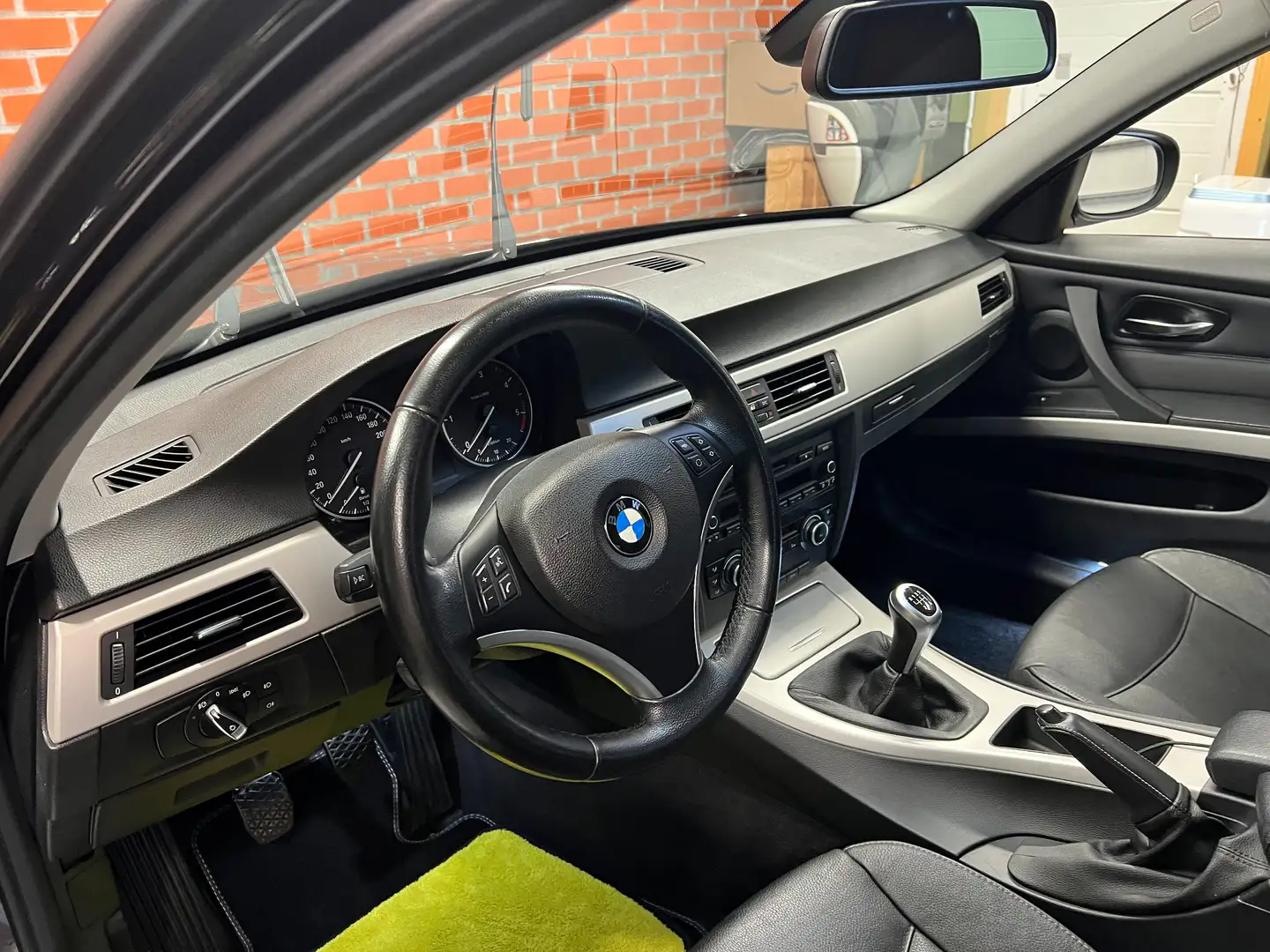 BMW 318 Touring 318 d Noir - 2