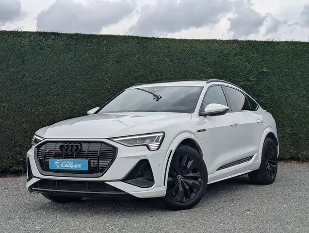 Audi SQ8 e-tron 503pk - opendak - 2x s-line - ambiance - trekhaak