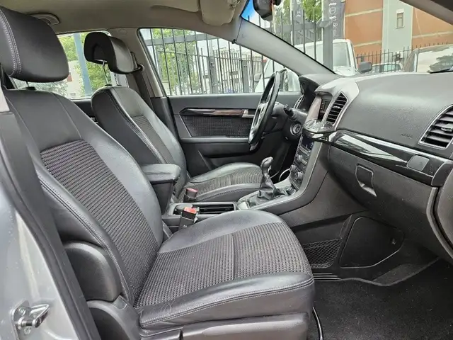 Chevrolet Captiva view 11