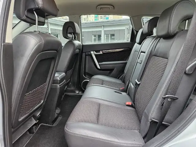 Chevrolet Captiva view 9