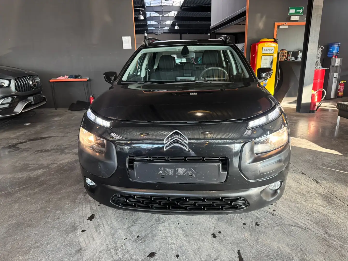 Citroen C4 Cactus 1.2 - A/C - NAVI - LIM/REG - MEDIA/TEL/USB Noir - 2