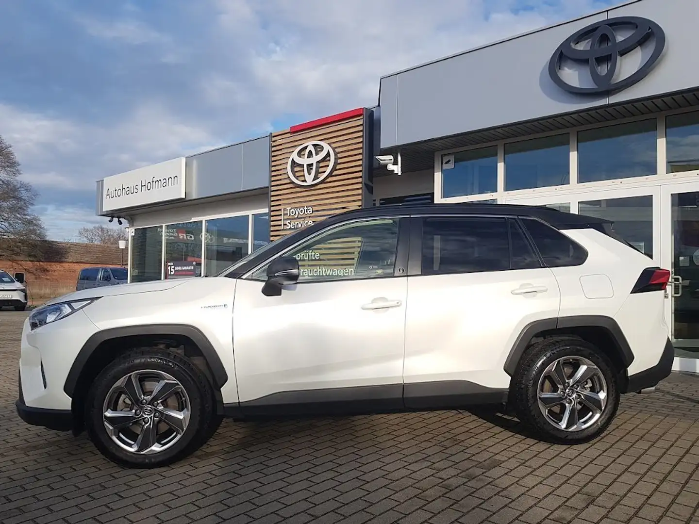 Toyota RAV 4 Hybrid 4x2 - Team Deutschland - Weiß - 2