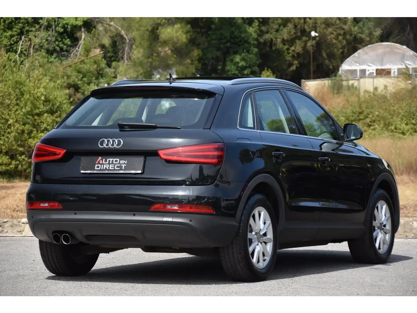 Audi Q3 Quattro 2.0 TDI DPF - 177 - BV S-tronic  Ambition  Noir - 2