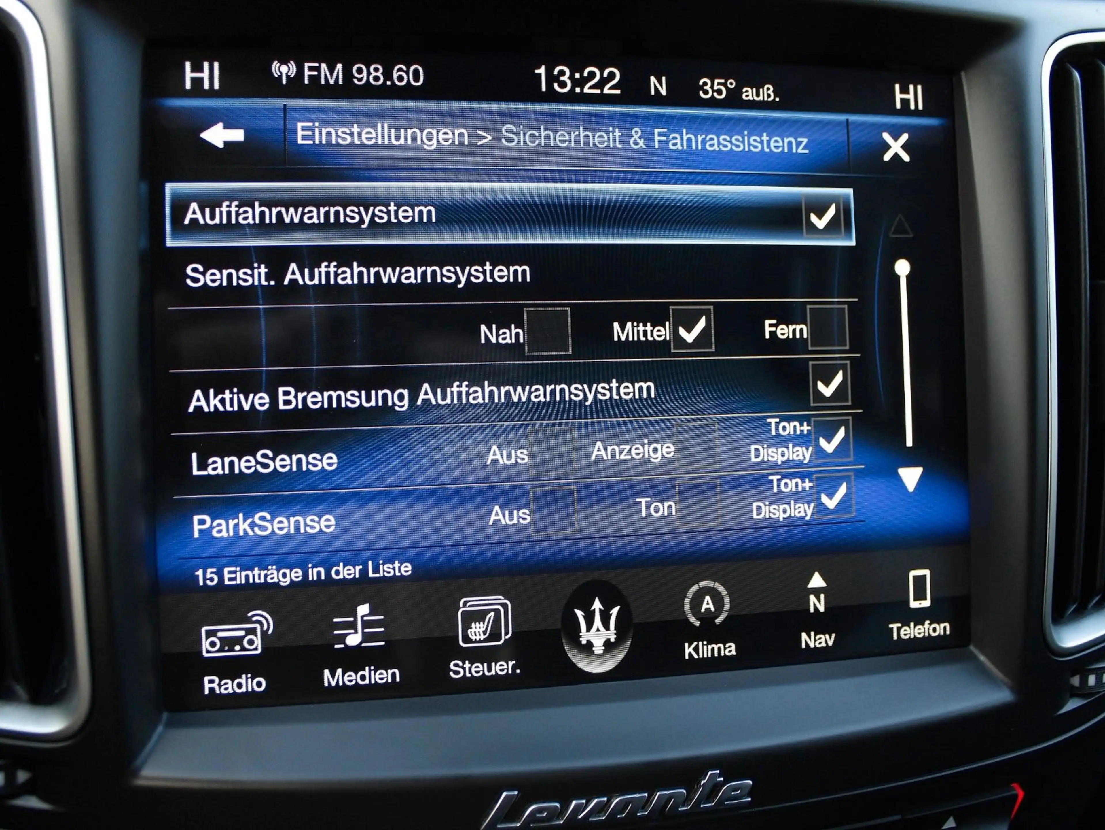 Maserati Levante LEVANTE 3.0d Q4 *360+NAVi+SPUR+LEDER+SKYHOOK+21" — photo 13
