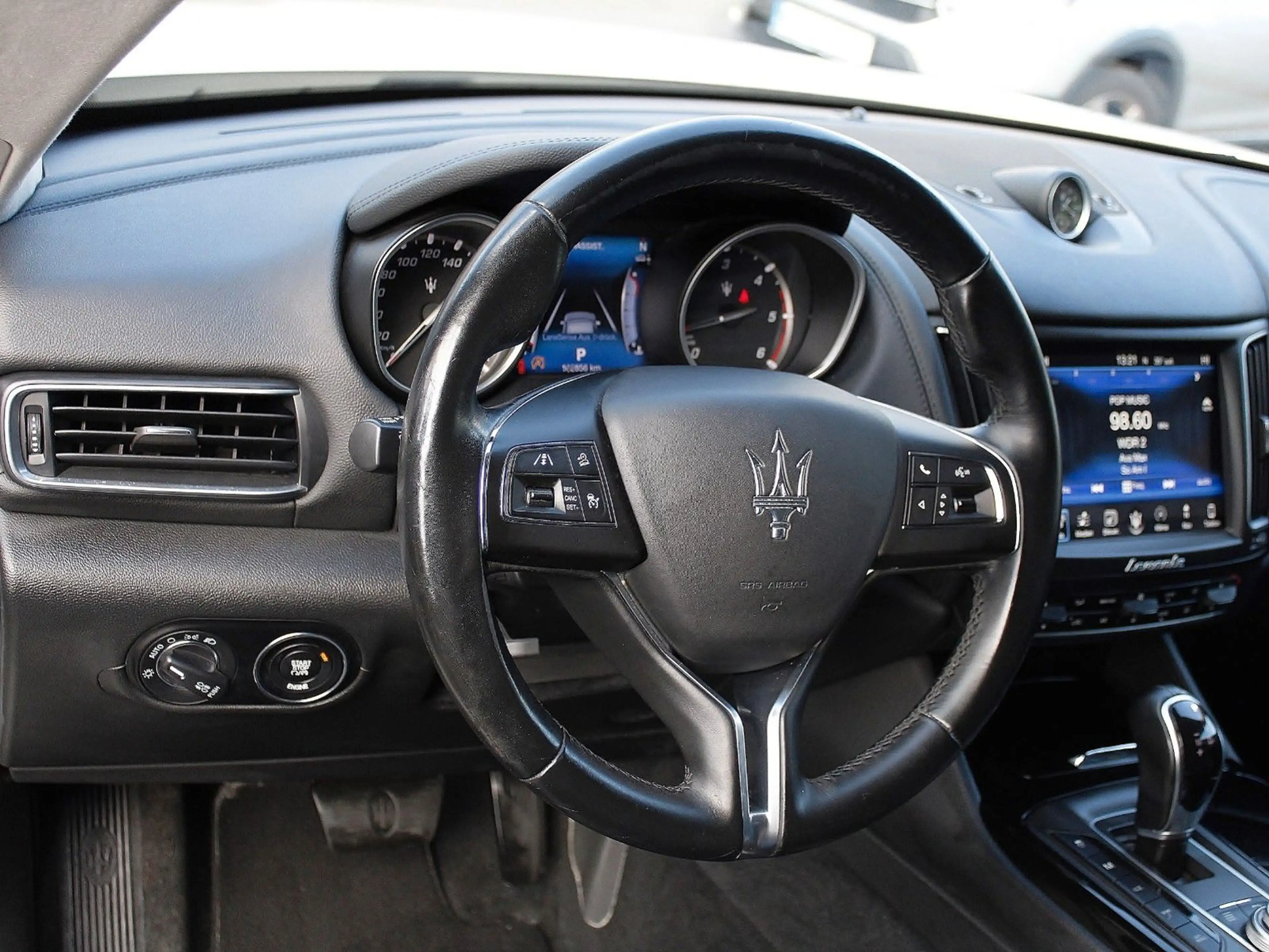 Maserati Levante LEVANTE 3.0d Q4 *360+NAVi+SPUR+LEDER+SKYHOOK+21" — photo 8