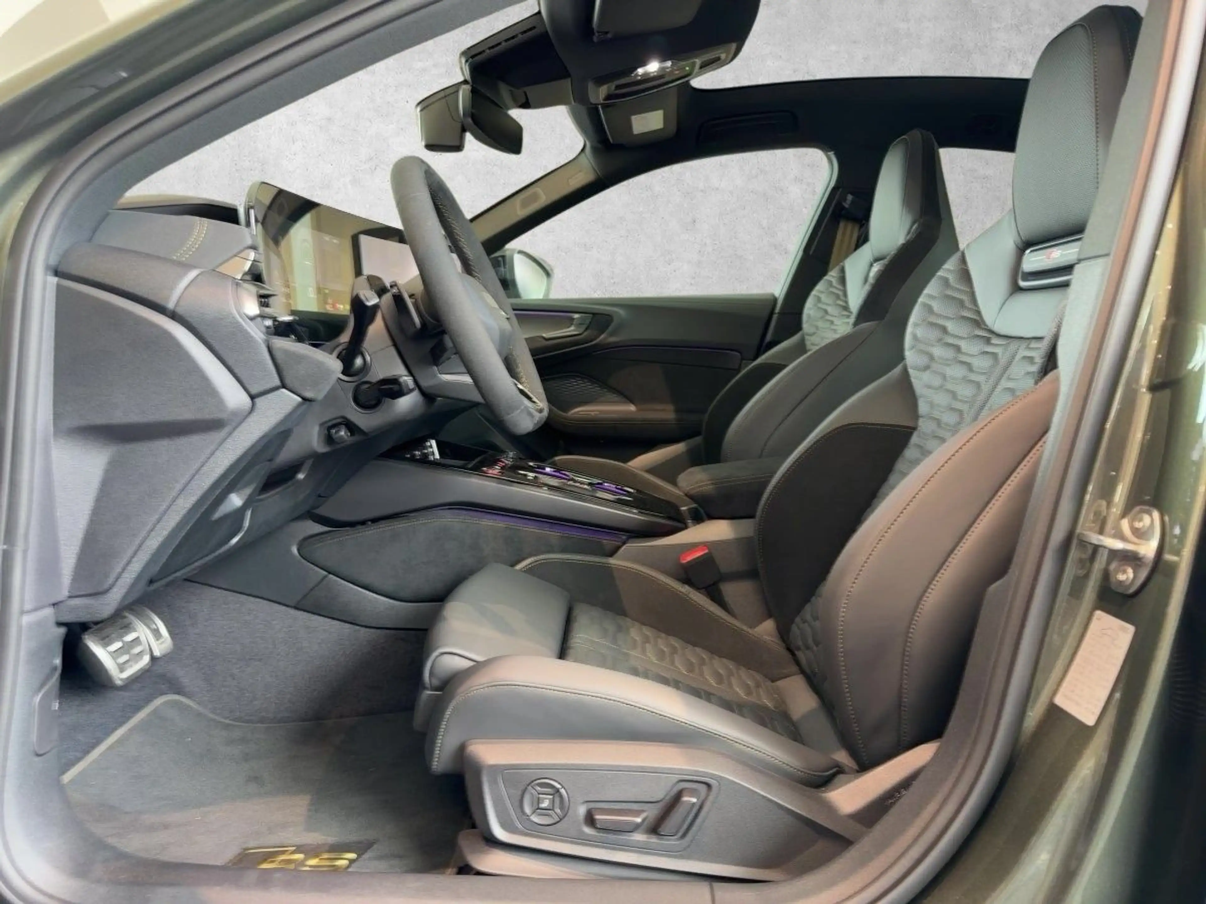 Audi RS5 tiptronic *MATRIX*PANO*360*B&O* — photo 8